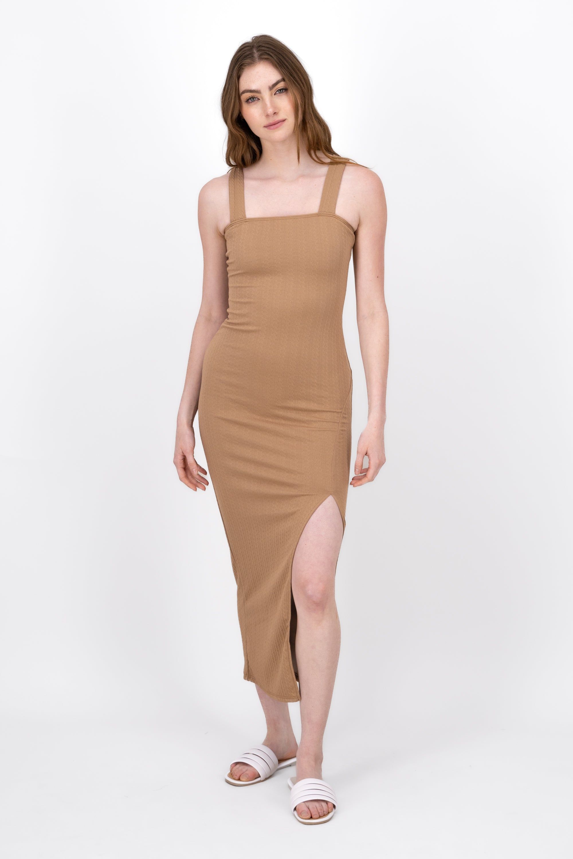 Vestido Maxi Textura Trenza sold by Shasa