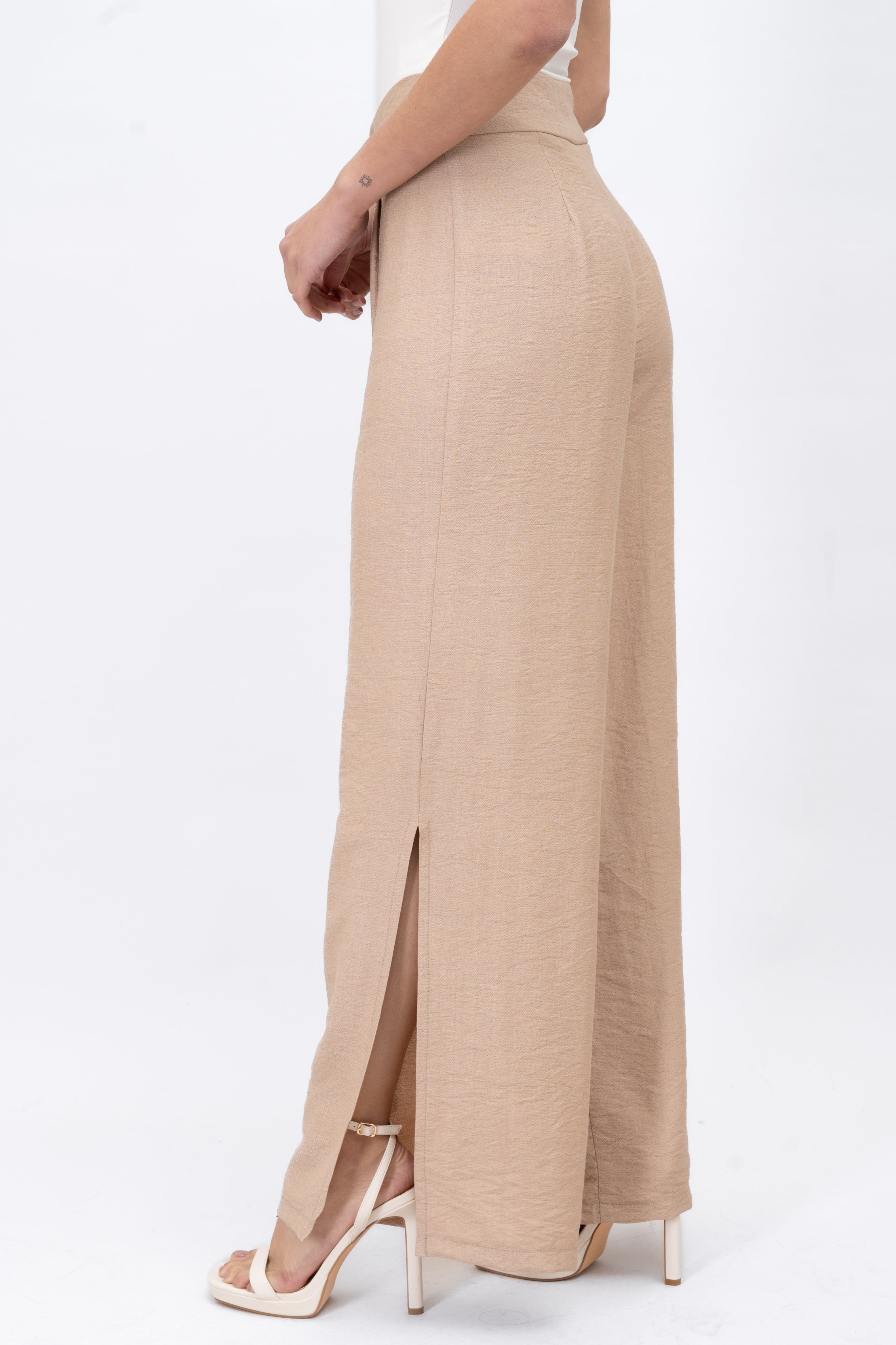 Pantalón pinzas abertura sold by Shasa product image thumbnail 3