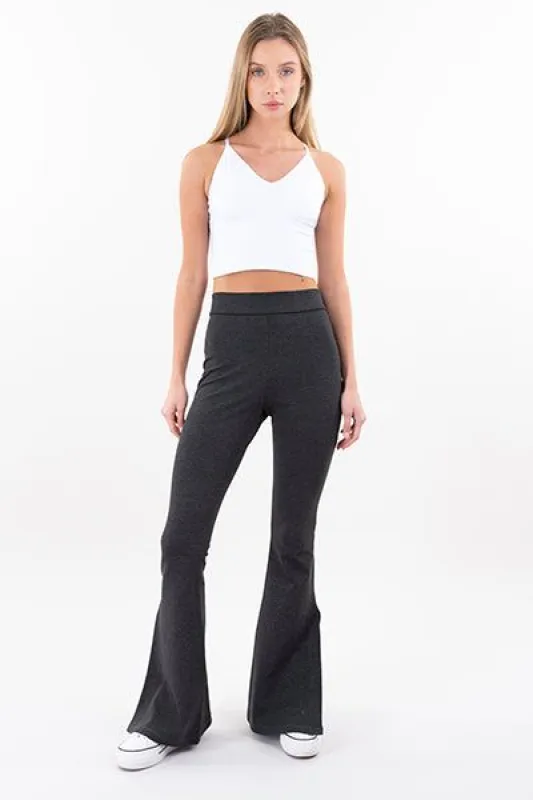 Pantalón acampanado abertura sold by Shasa