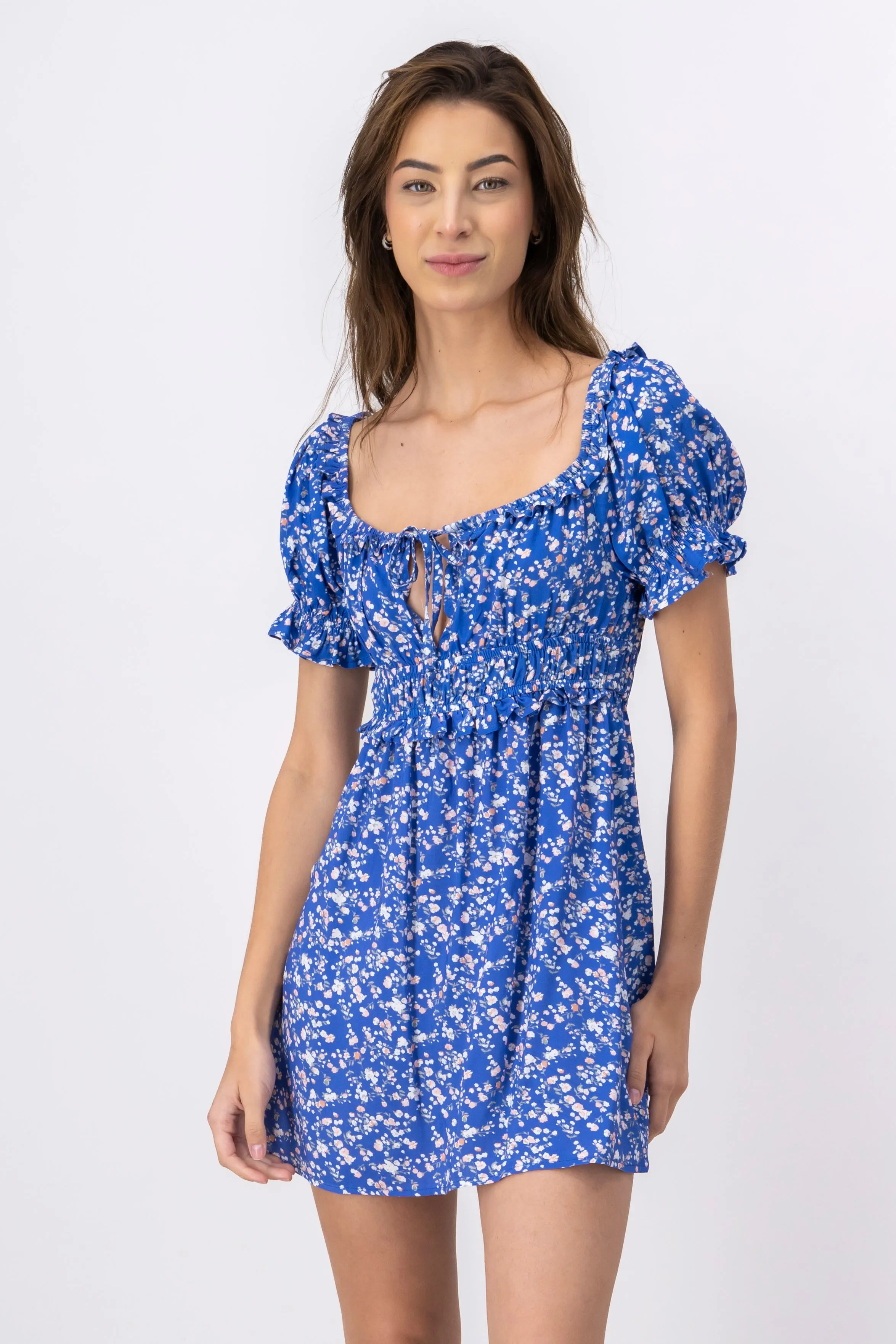 Vestido mini flores manga abullonada sold by Shasa