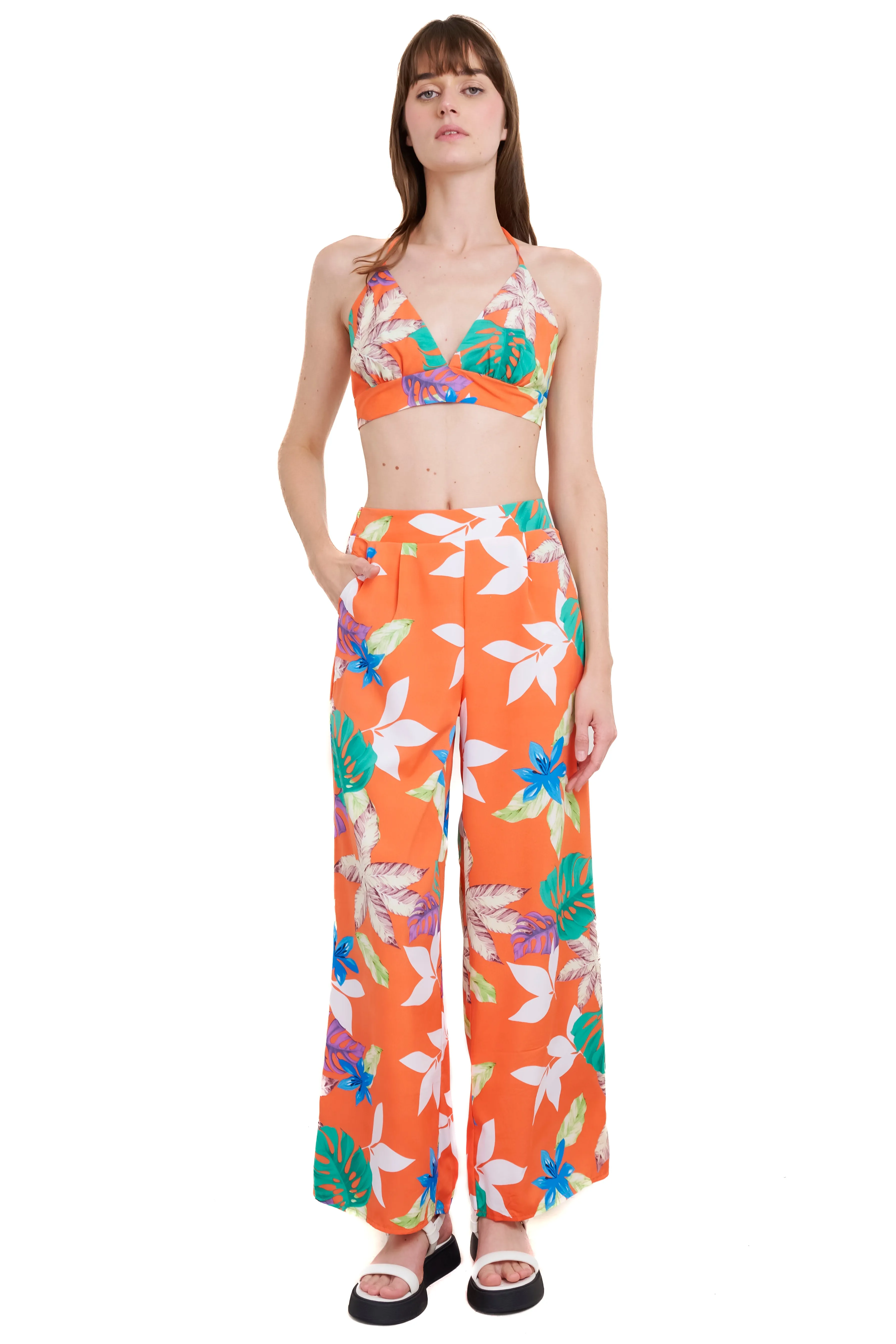 Pantalon amplio detalle pinzas estampado flores sold by Shasa product image thumbnail 2