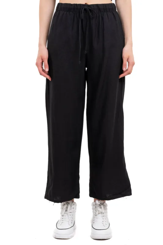 Pantalón amplio monocolor sold by Shasa