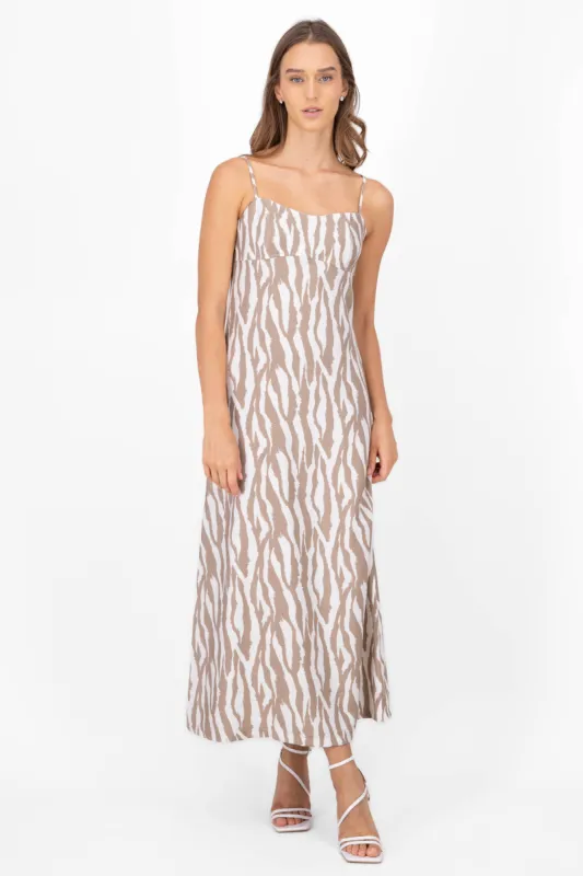 Vestido tirantes estampado sold by Shasa