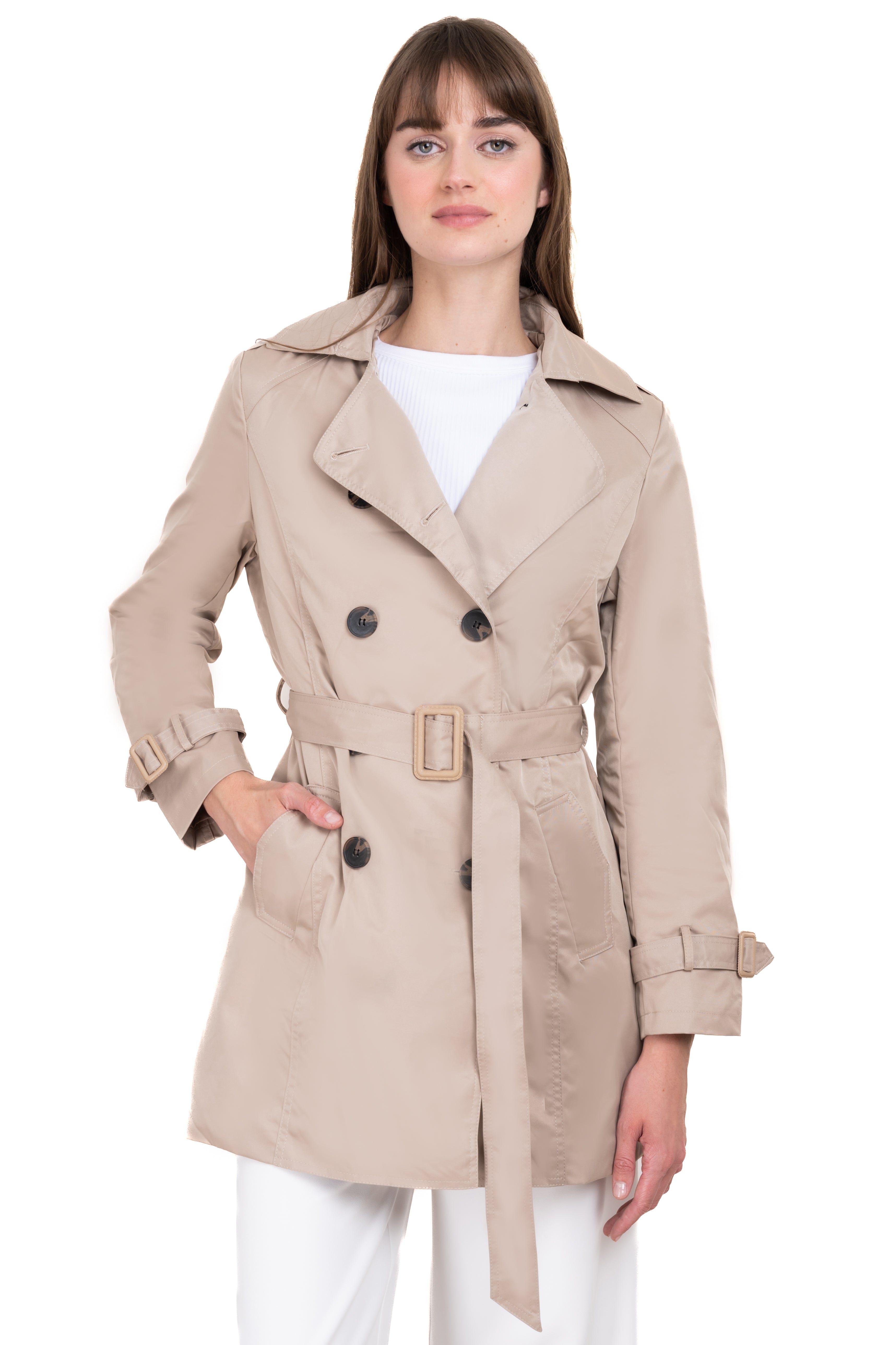 Gabardina larga botones sold by Shasa