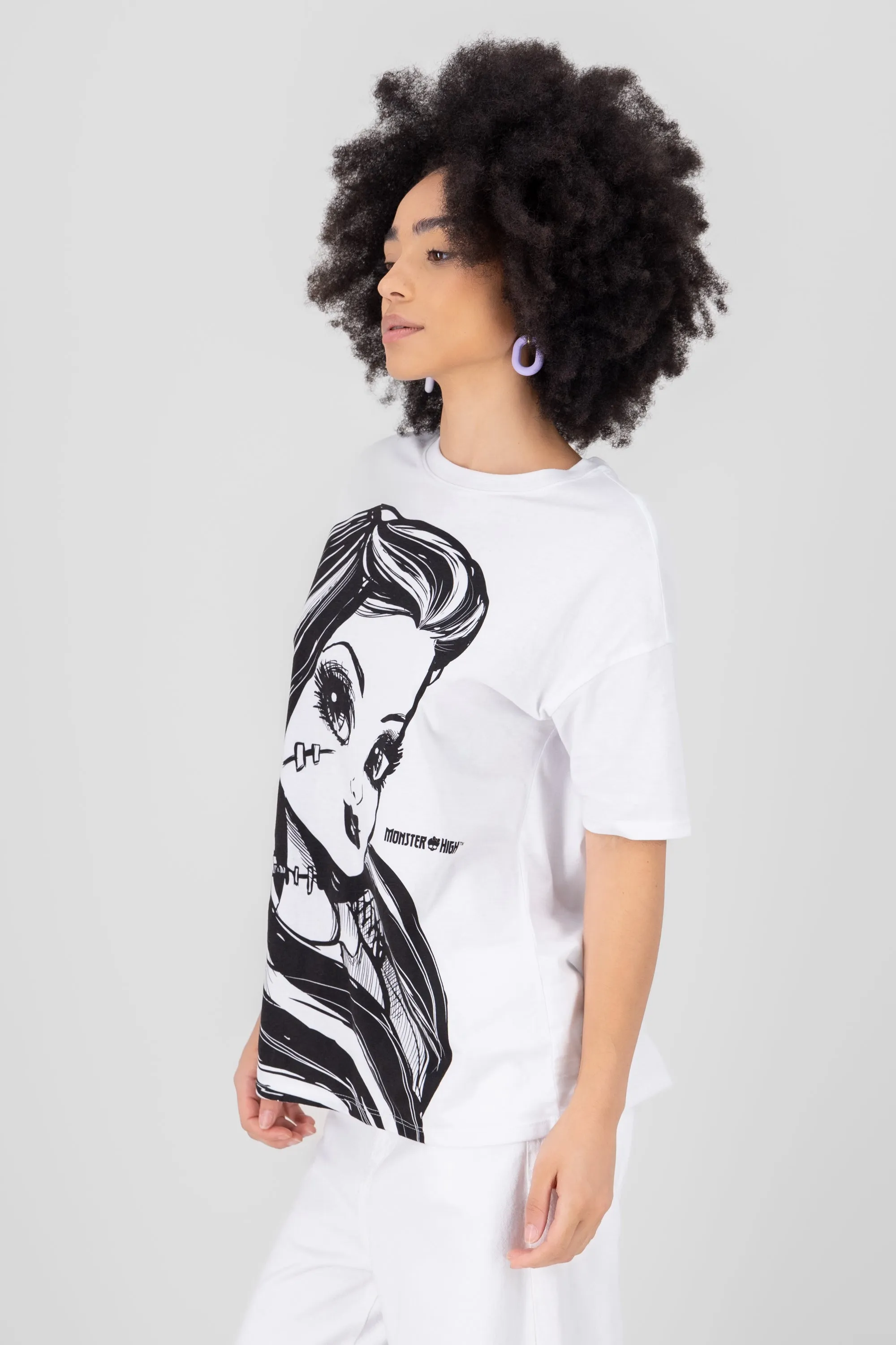 Playera over frankie sold by Shasa product image thumbnail 3