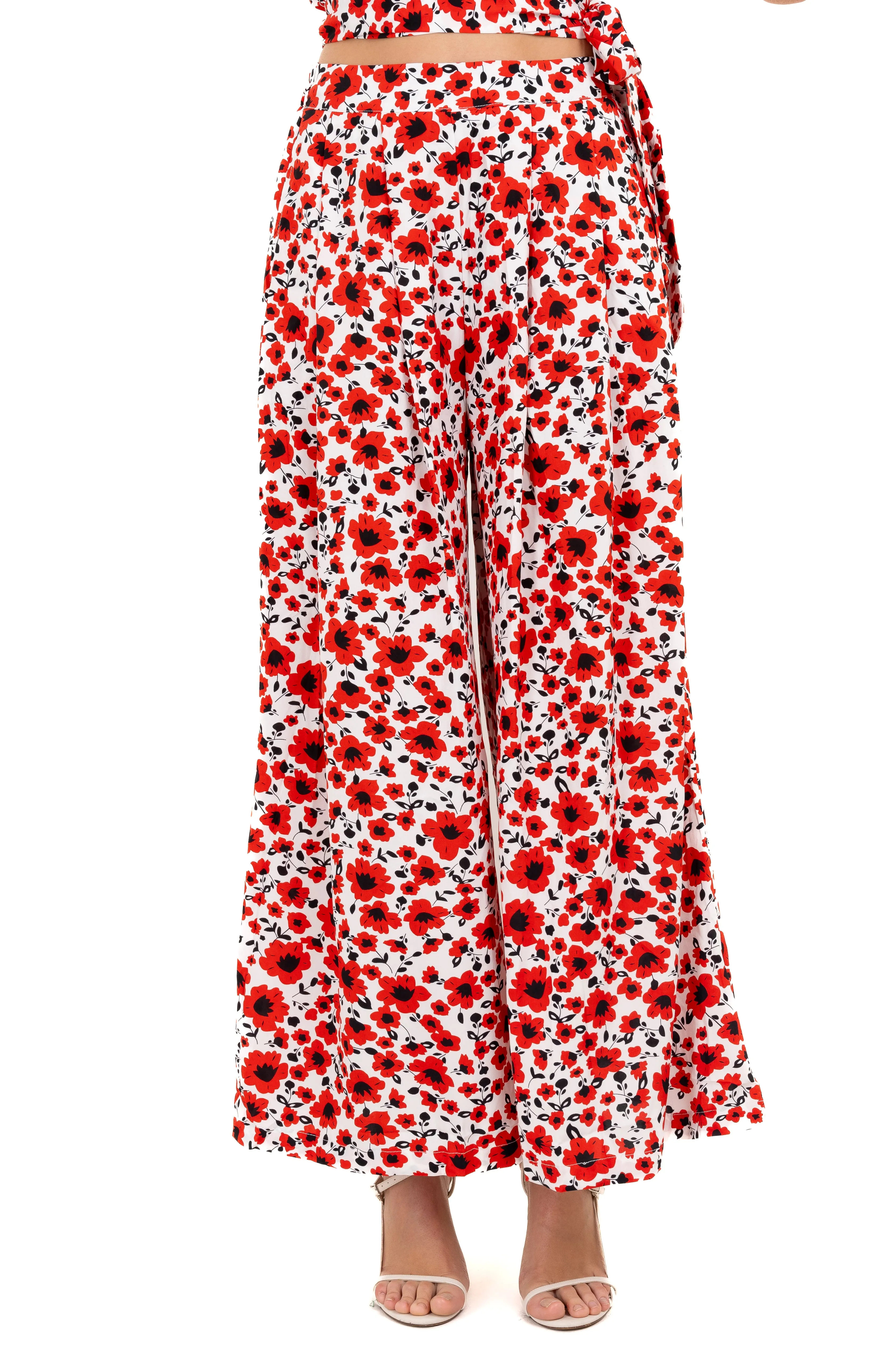 Pantalón amplio estampado flores sold by Shasa