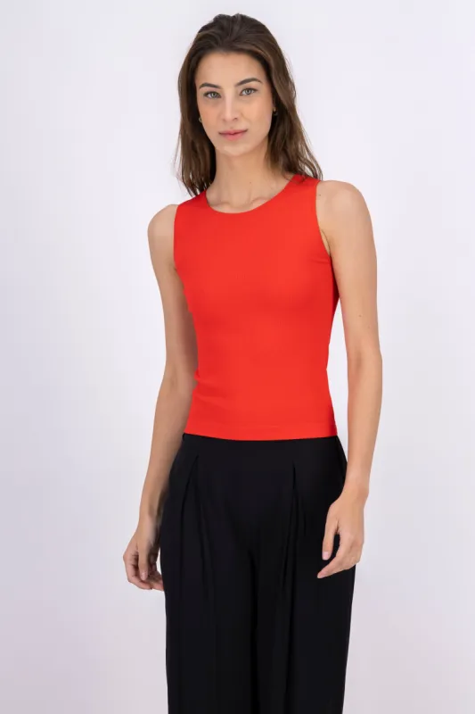 Top tank acanalado liso sold by Shasa