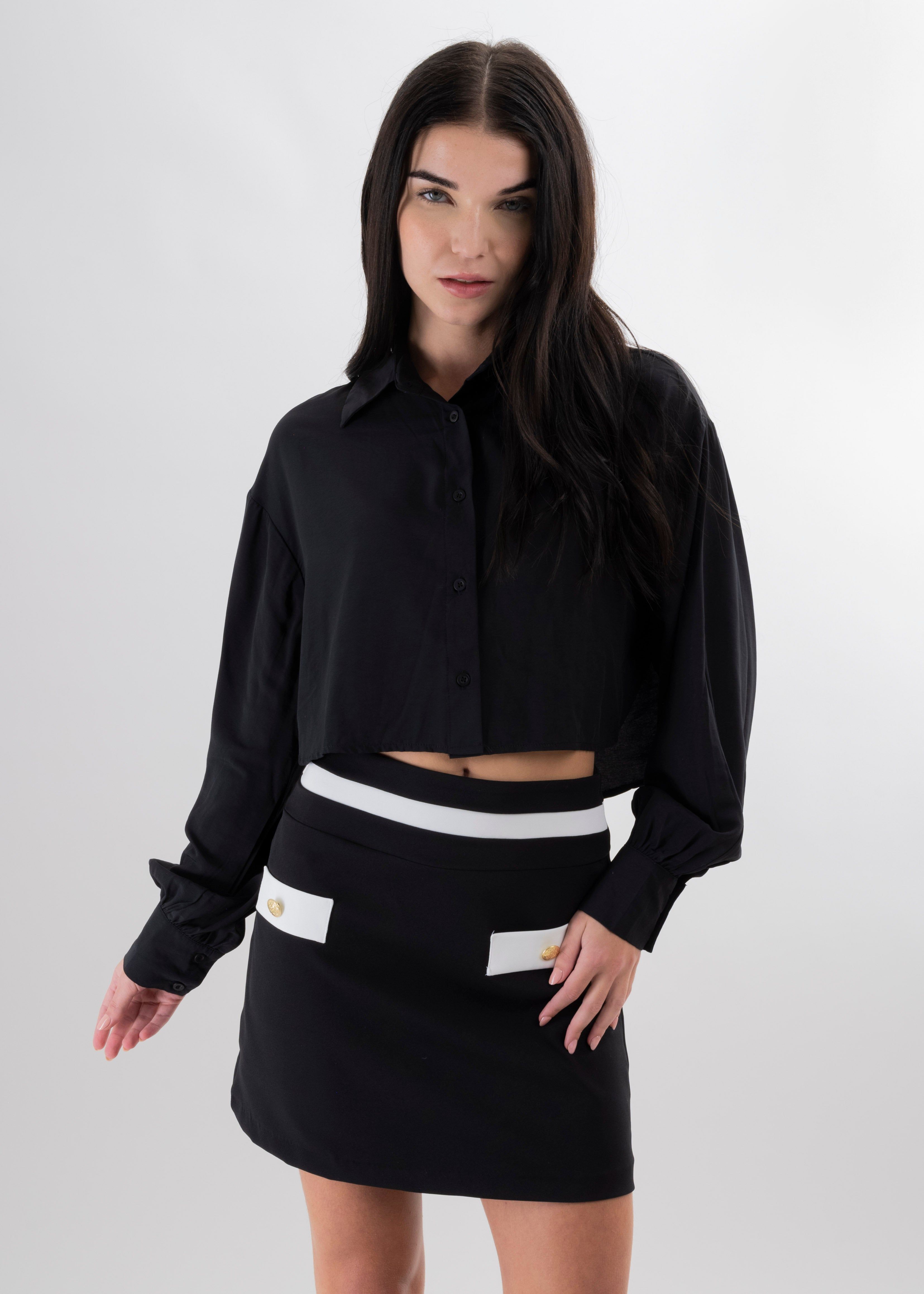 Camisa crop lisa manga larga sold by Shasa