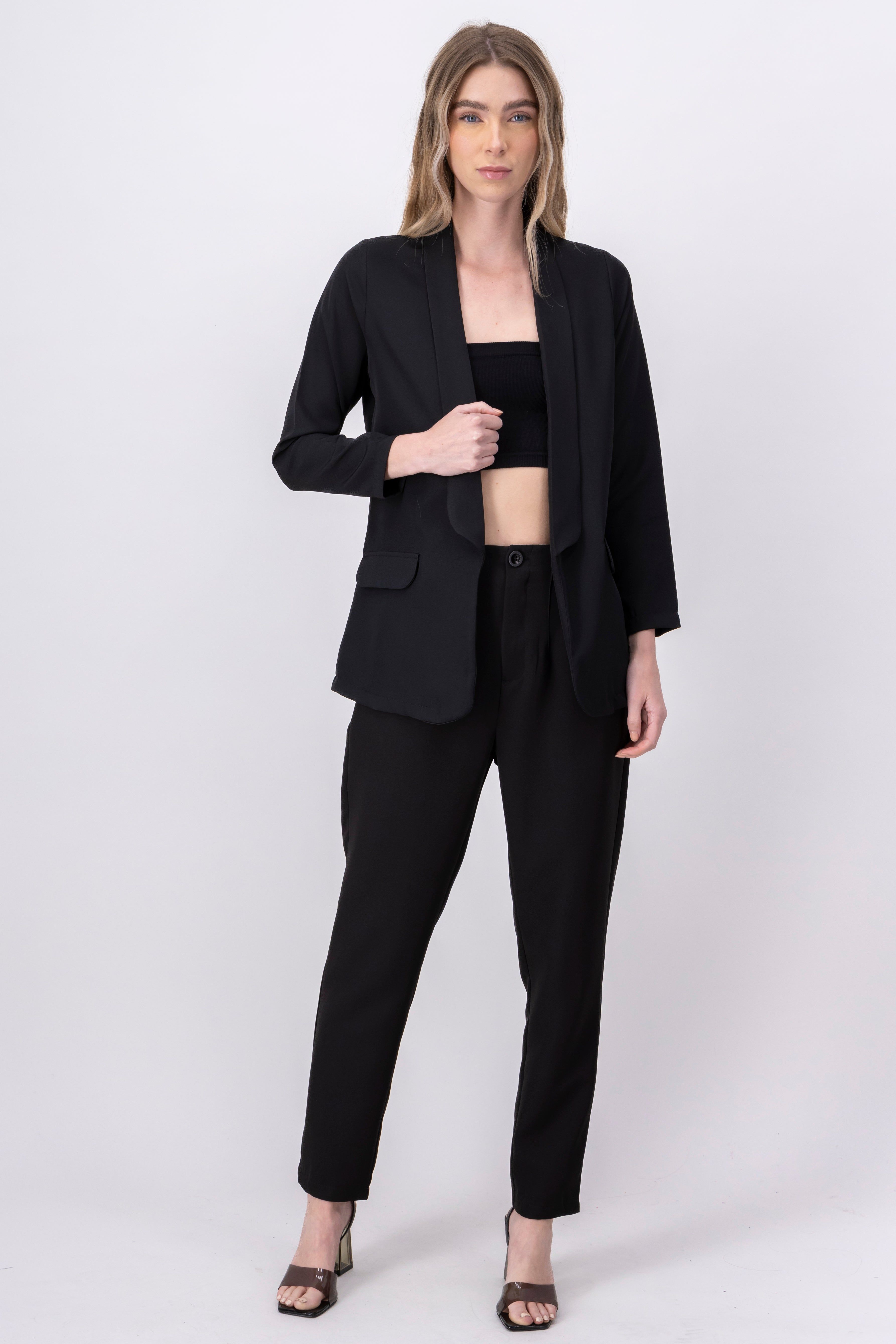 Pantalón pinzas botón sold by Shasa