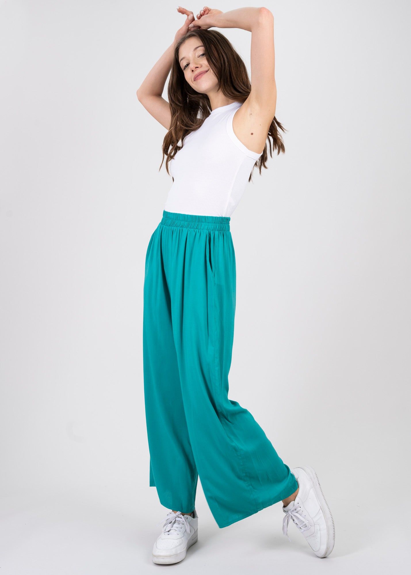 Pantalón wide leg cintura alta fruncida sold by Shasa