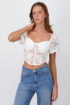 Blusa encaje tipo corset sold by Shasa