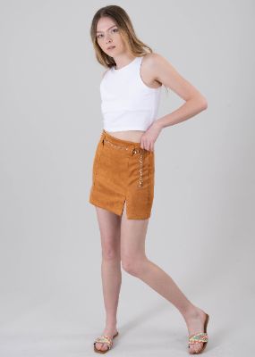 Falda mini abertura pierna cinturĂ³n sold by Shasa