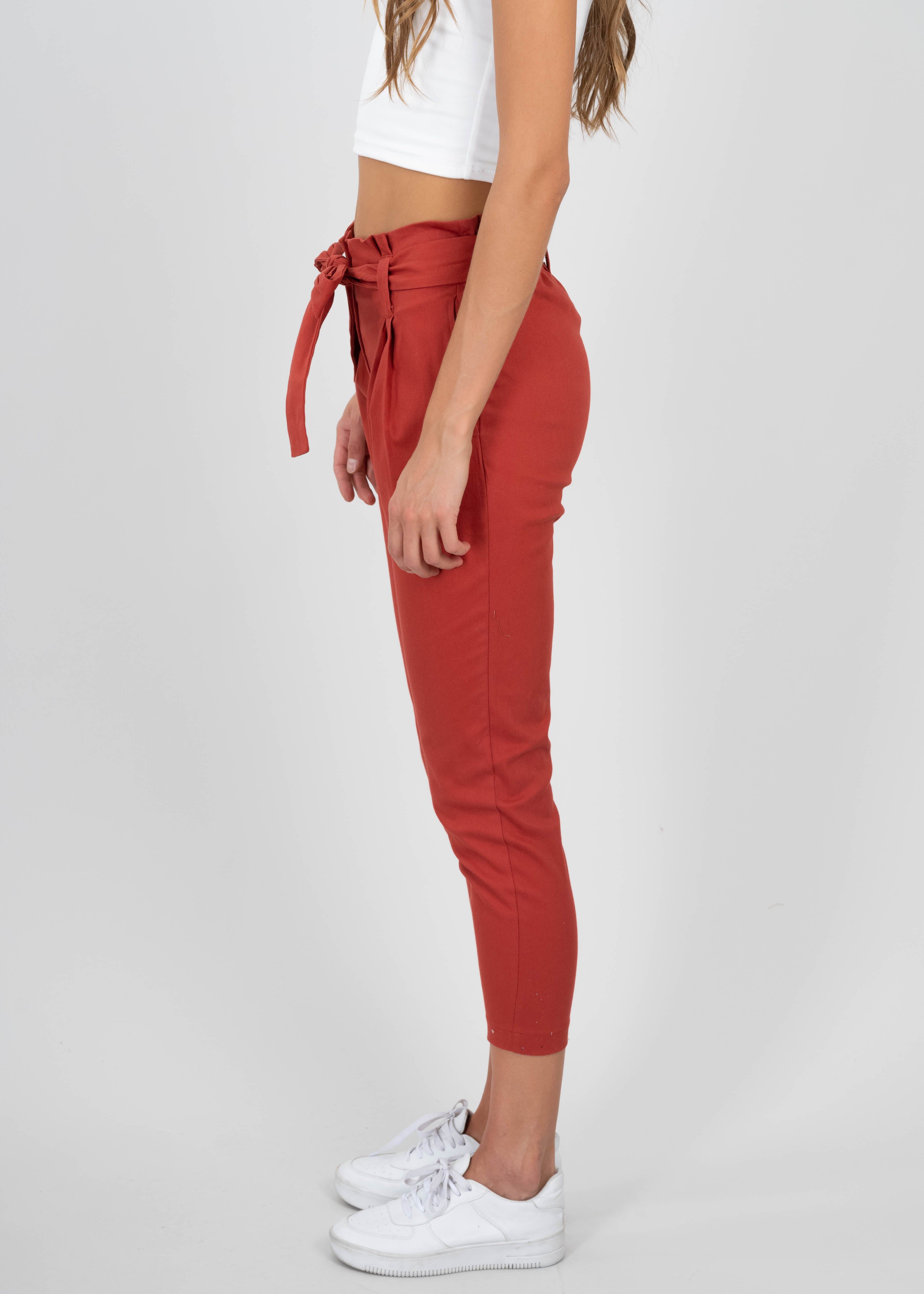 Pantalón paper bag cintura alta cinturón sold by Shasa product image thumbnail 3