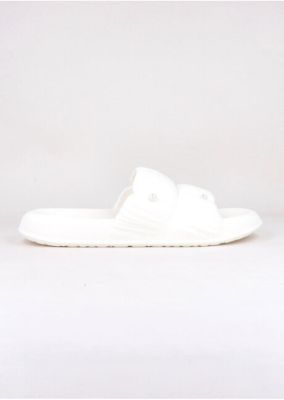 Sandalias textura perlas sold by Shasa