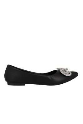 Flat pointy moño brillos sold by Shasa