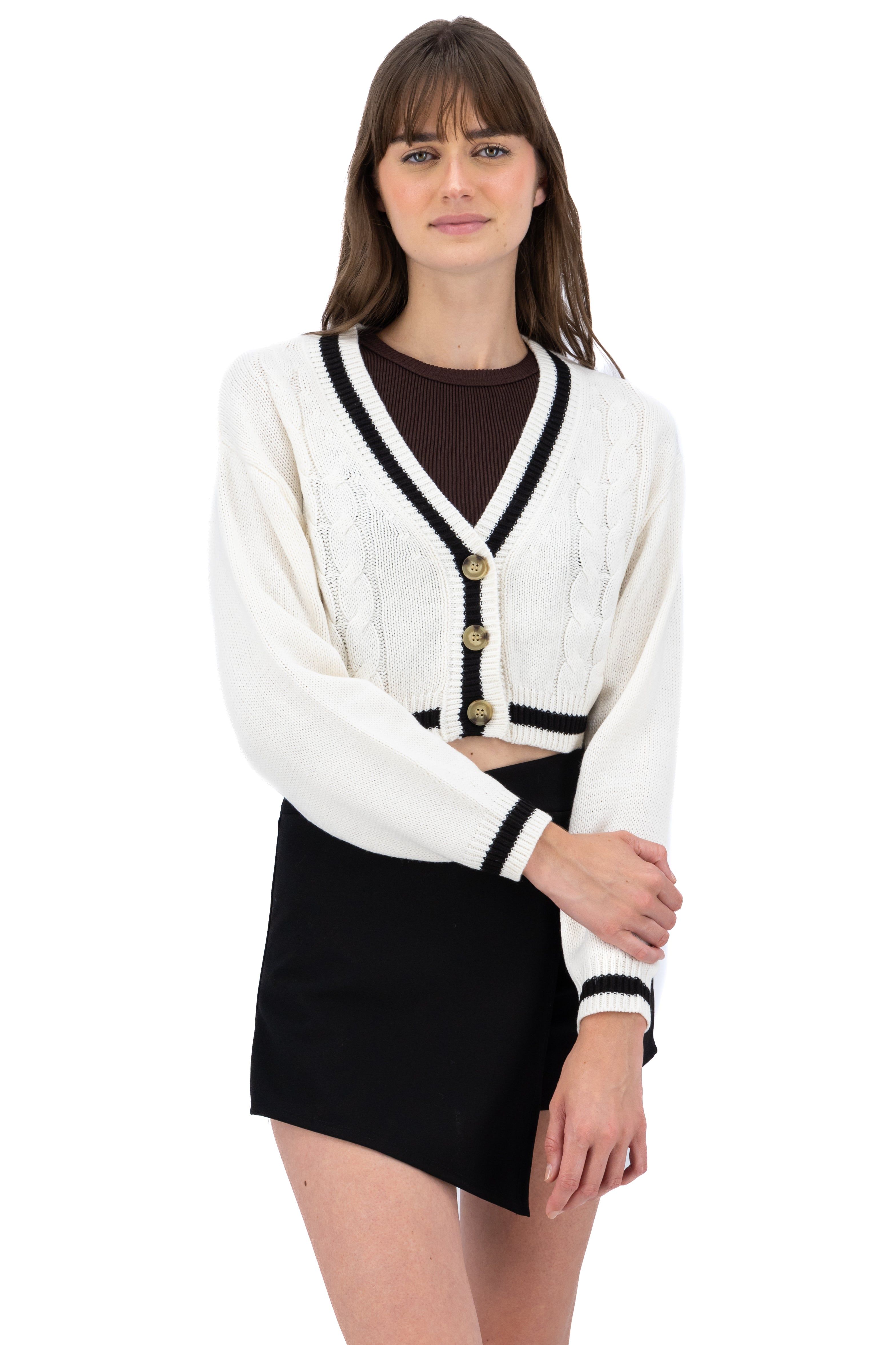 Suéter tejido crop bicolor sold by Shasa product image thumbnail 5