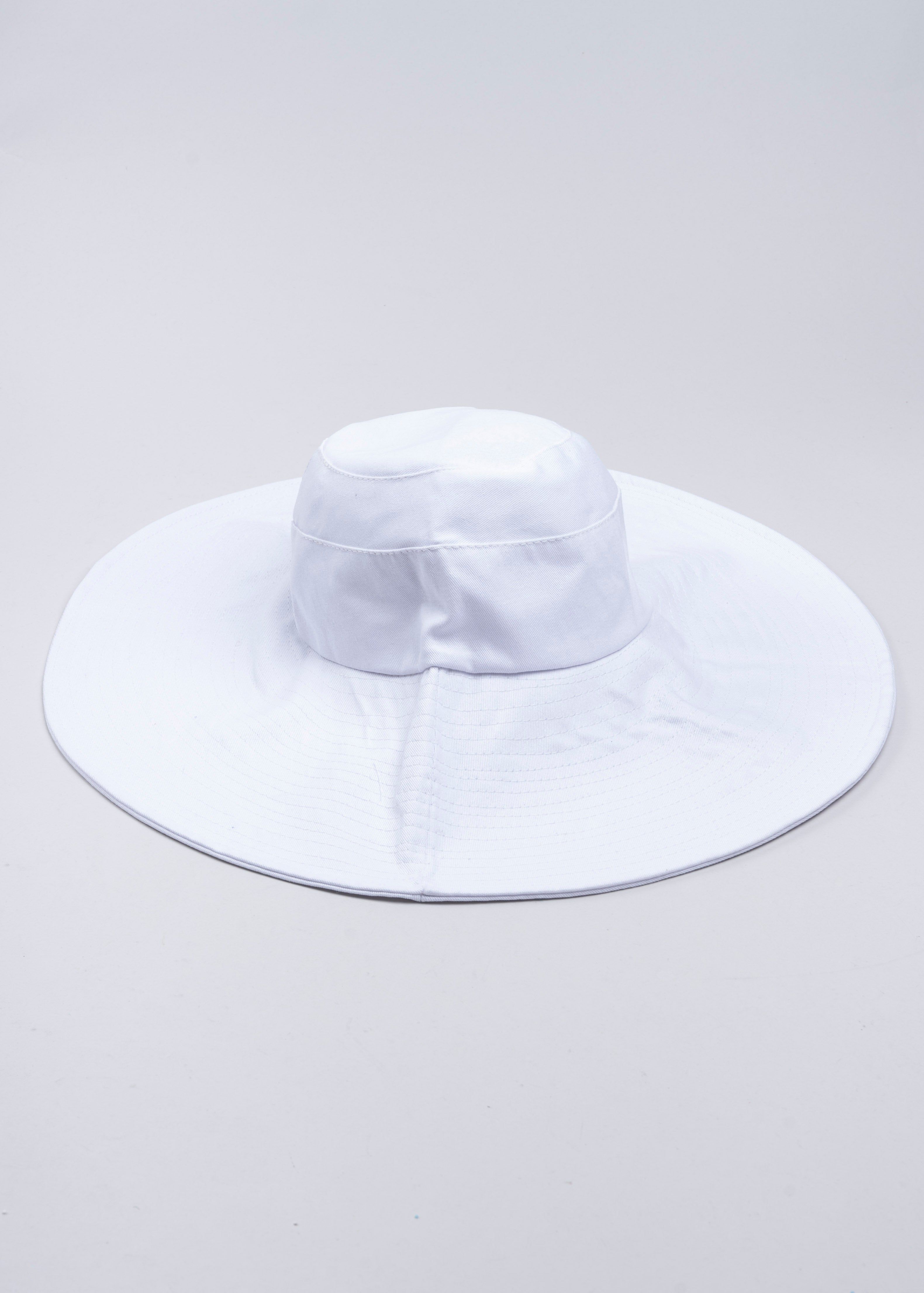 Sombrero pescador ala ancha sold by Shasa