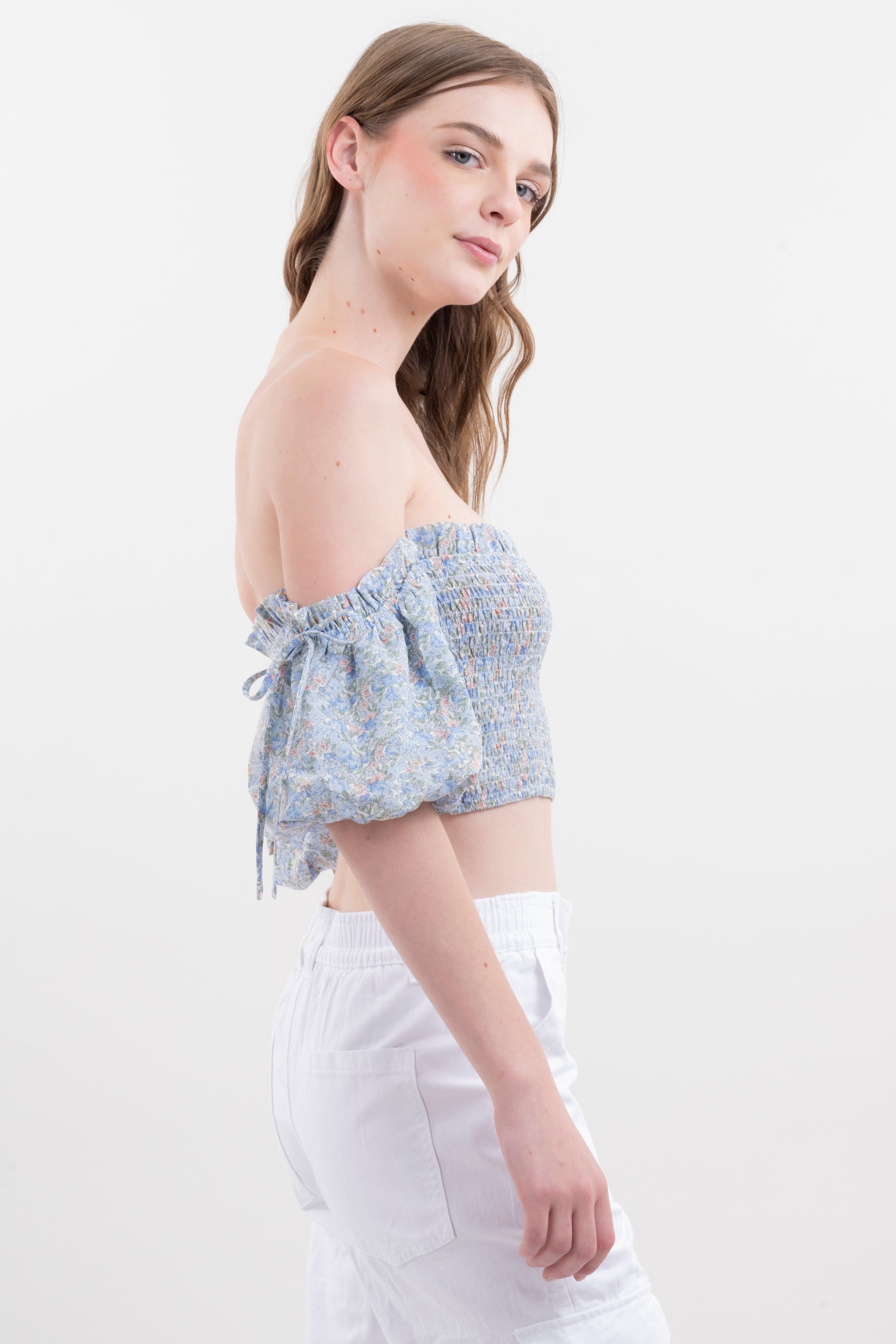 Top plisado hombros descubiertos sold by Shasa product image thumbnail 3