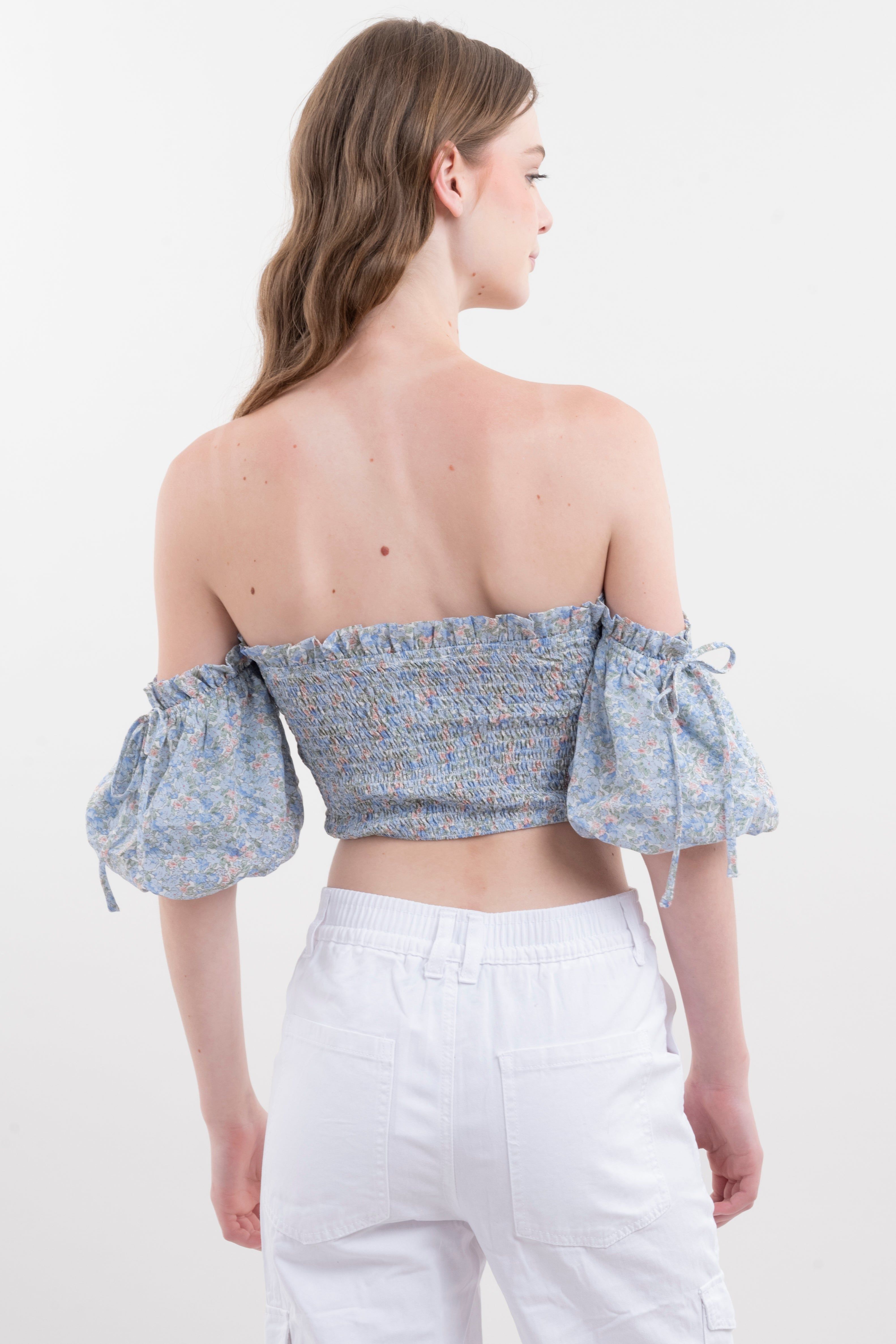 Top plisado hombros descubiertos sold by Shasa product image thumbnail 4