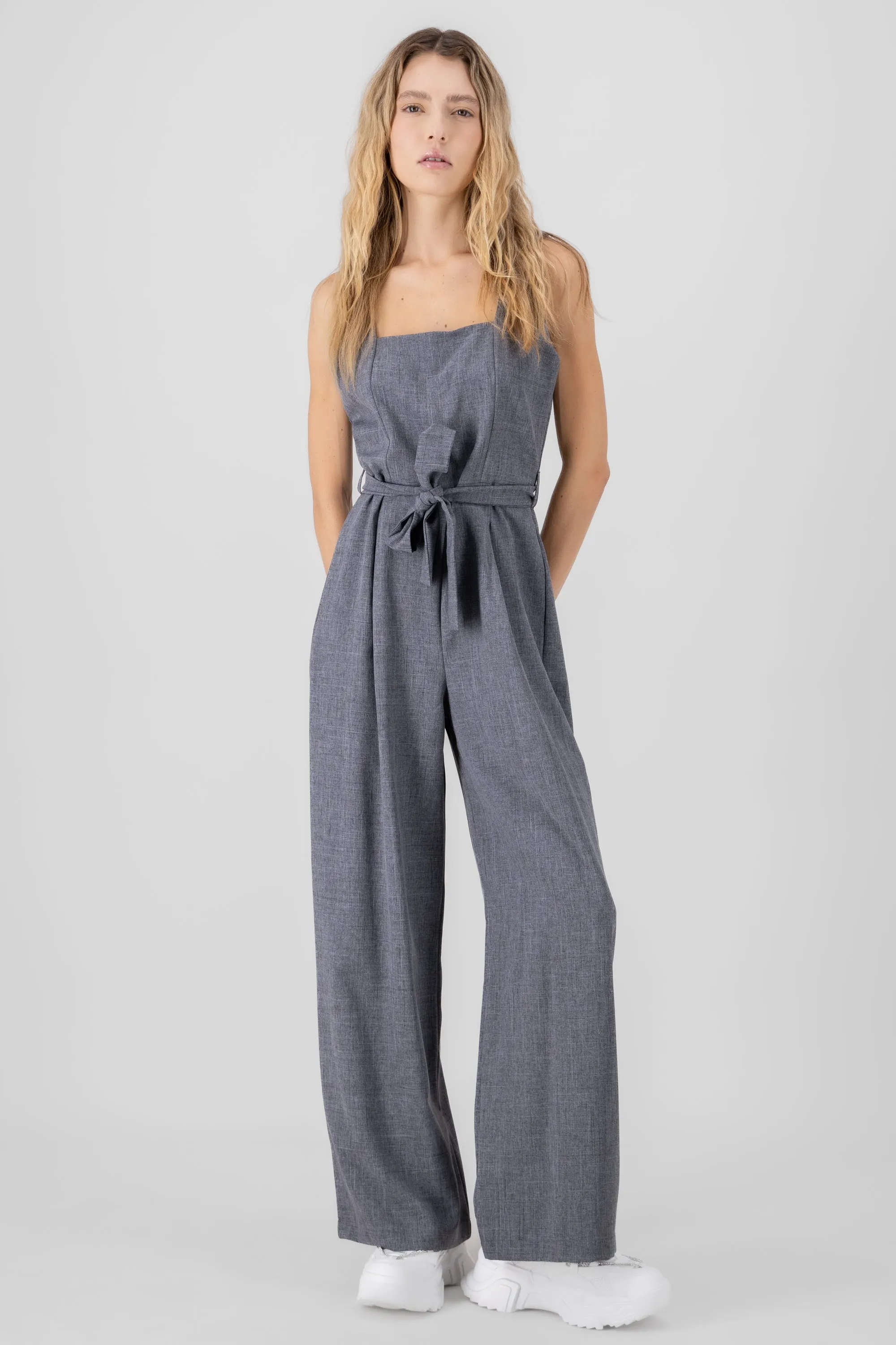 Jumpsuit tirantes detalle cinturon sold by Shasa product image thumbnail 2