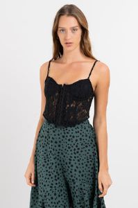 Corset encaje copas sold by Shasa