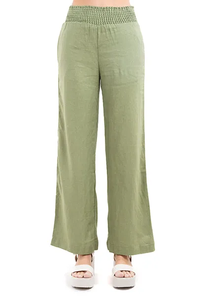 Pantalón recto cintura plisada sold by Shasa