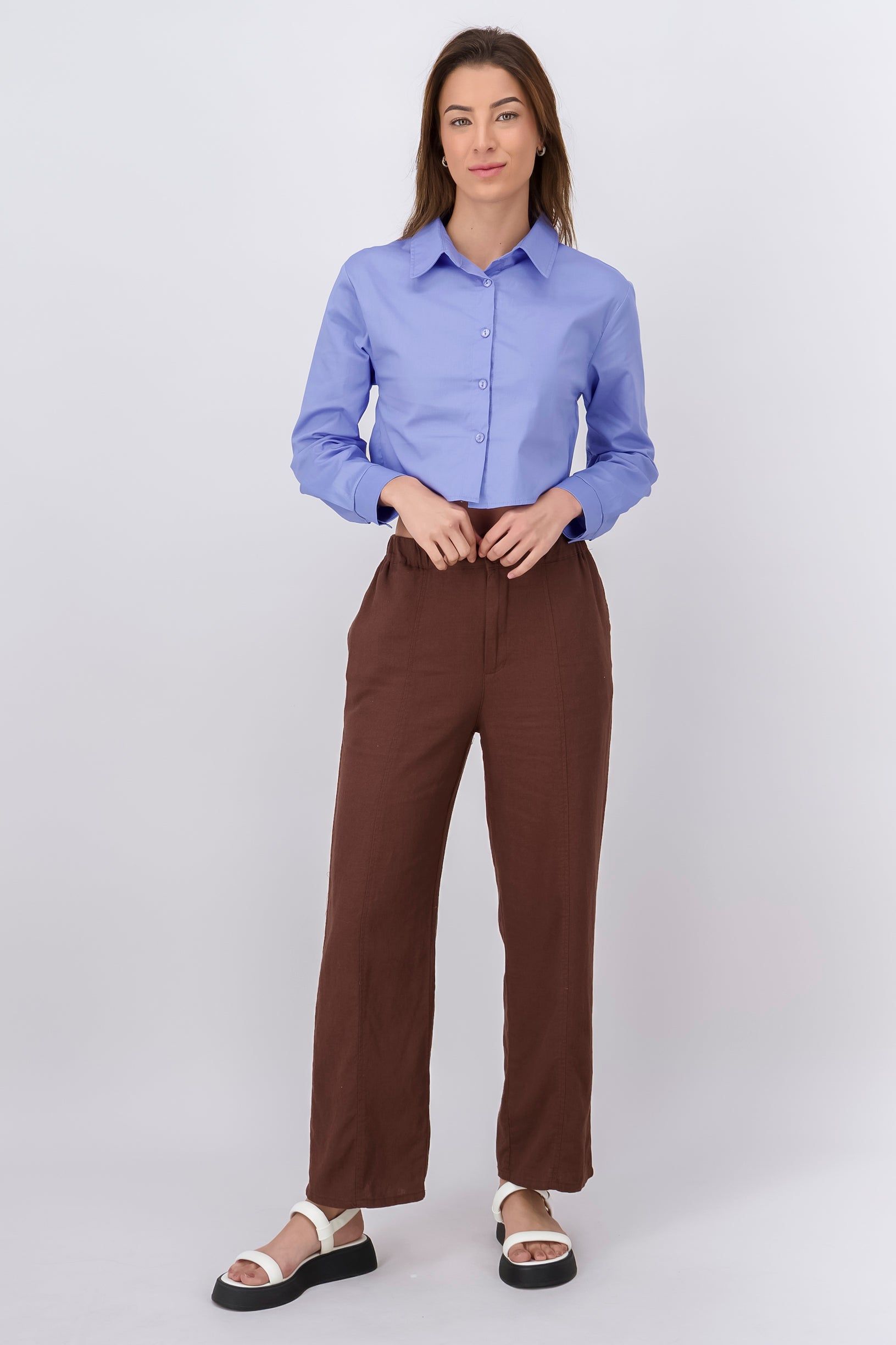 Pantalón recto bolsillos liso sold by Shasa