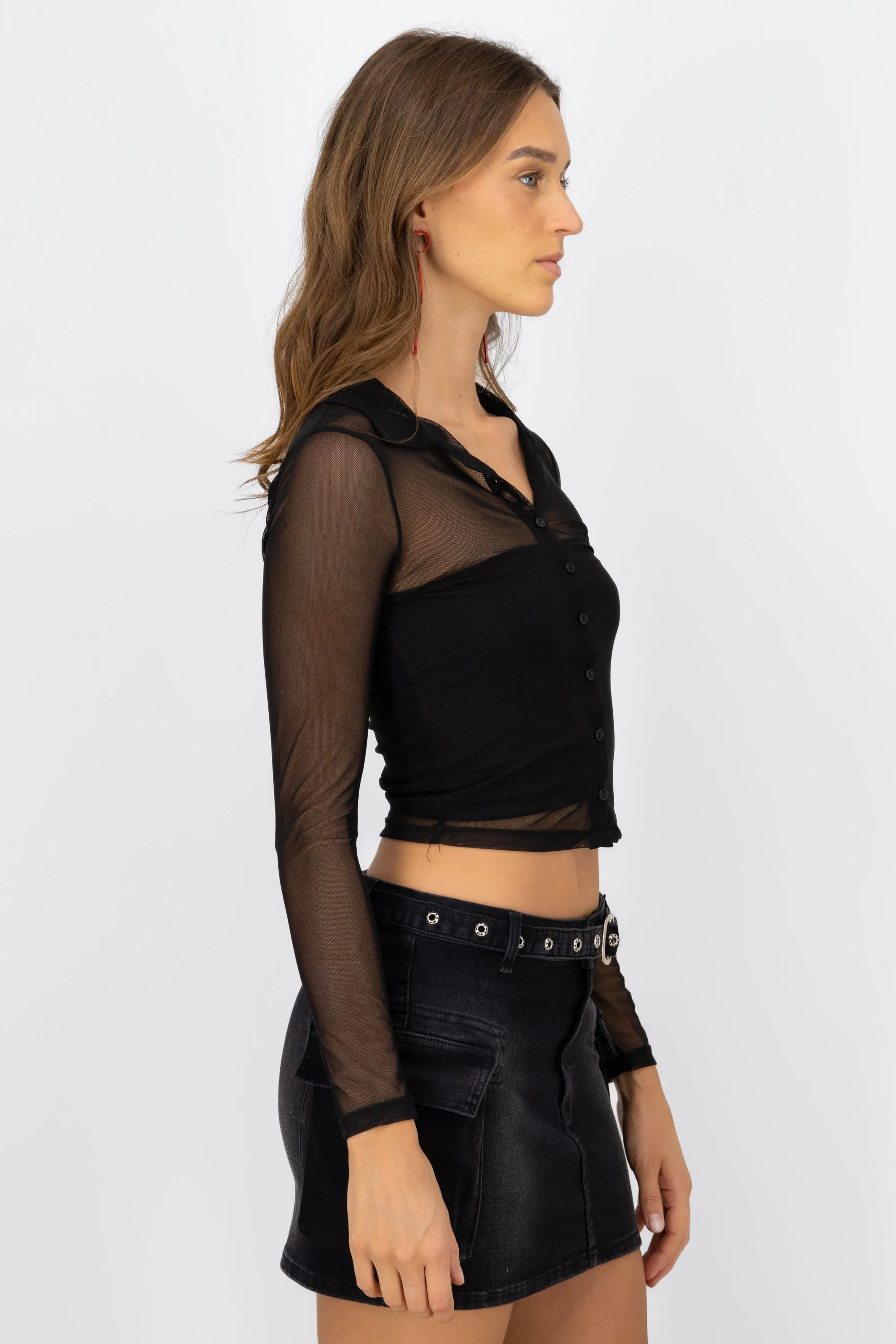 Camisa de mesh de manga larga ocn botones sold by Shasa product image thumbnail 3