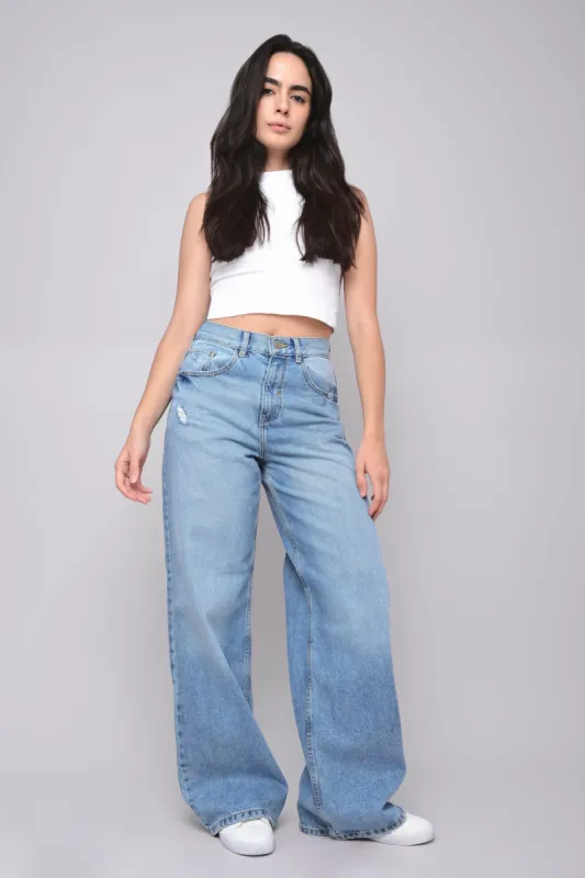 Jeans wide leg amplios destrucción sold by Shasa
