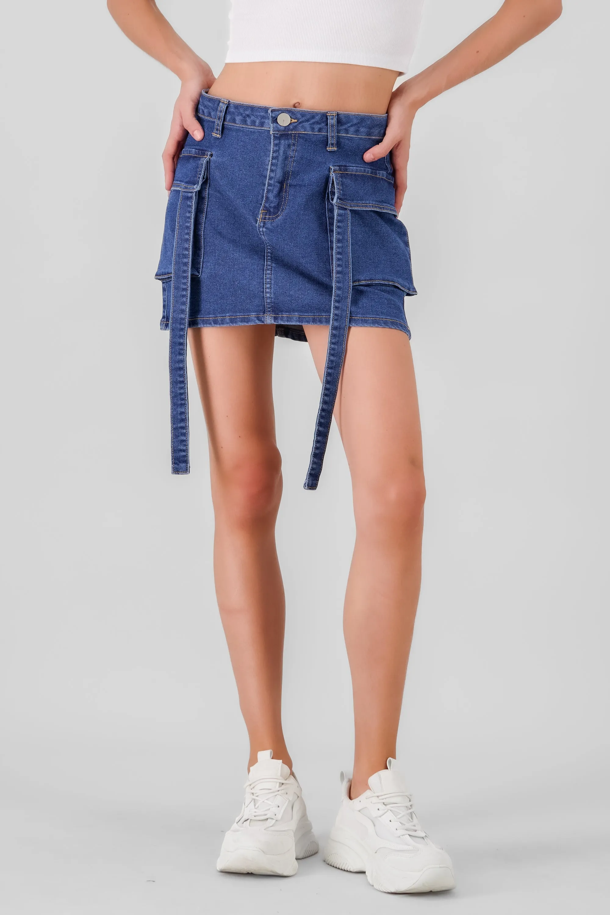 Falda cargo 2 bolsa con tiras sold by Shasa product image thumbnail 2