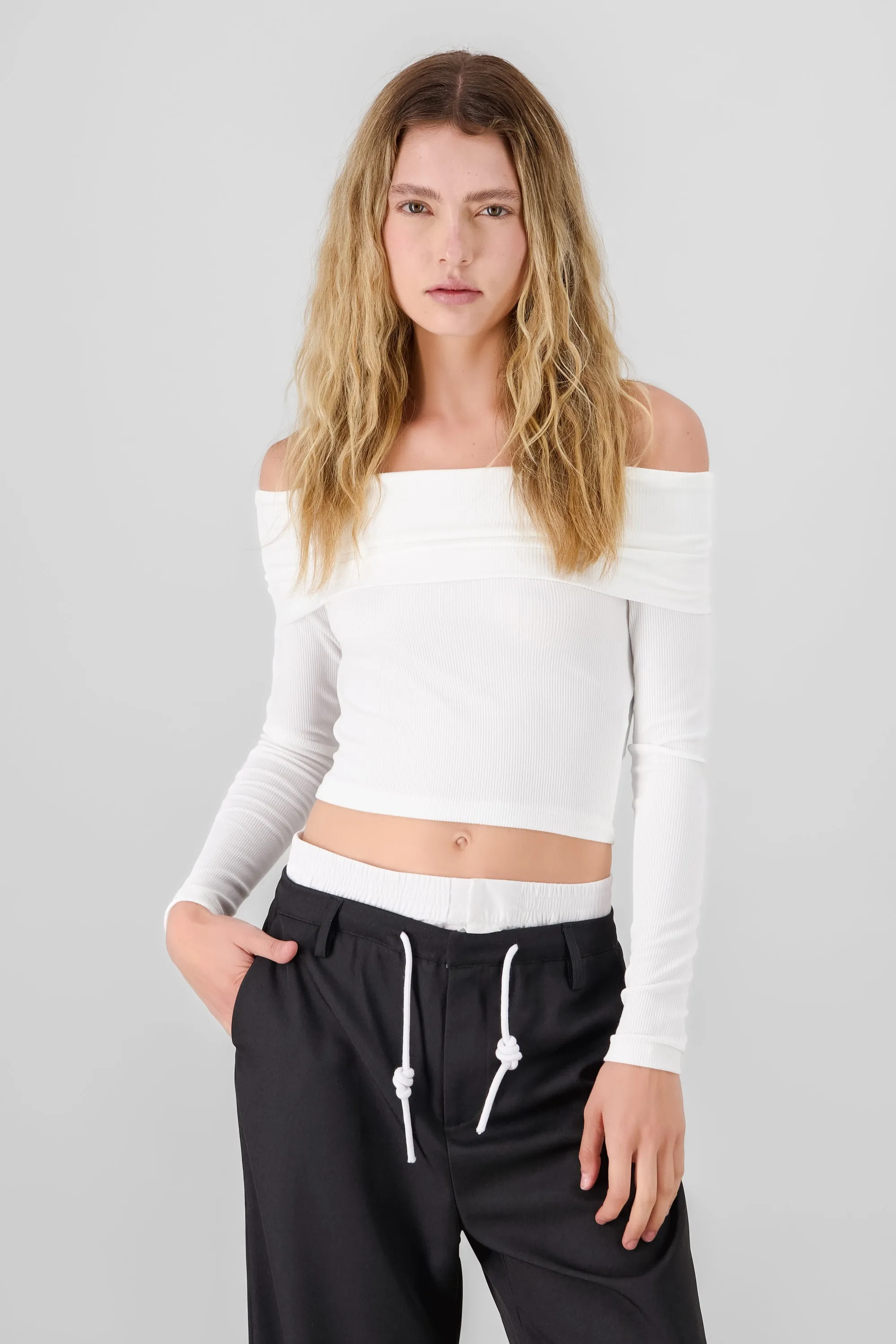 Top off shoulder manga larga rib sold by Shasa