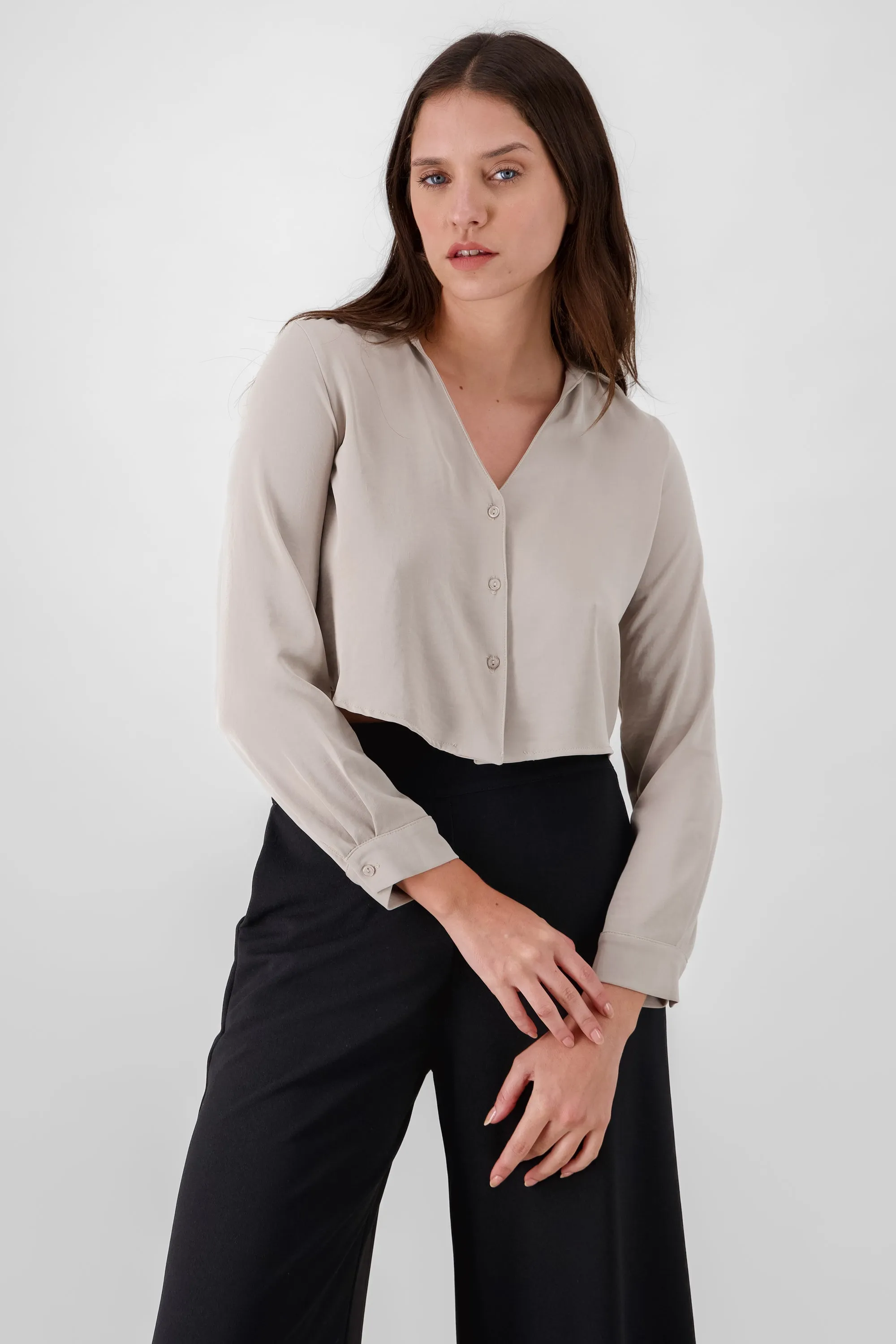 Camisa Crop Escote sold by Shasa product image thumbnail 2