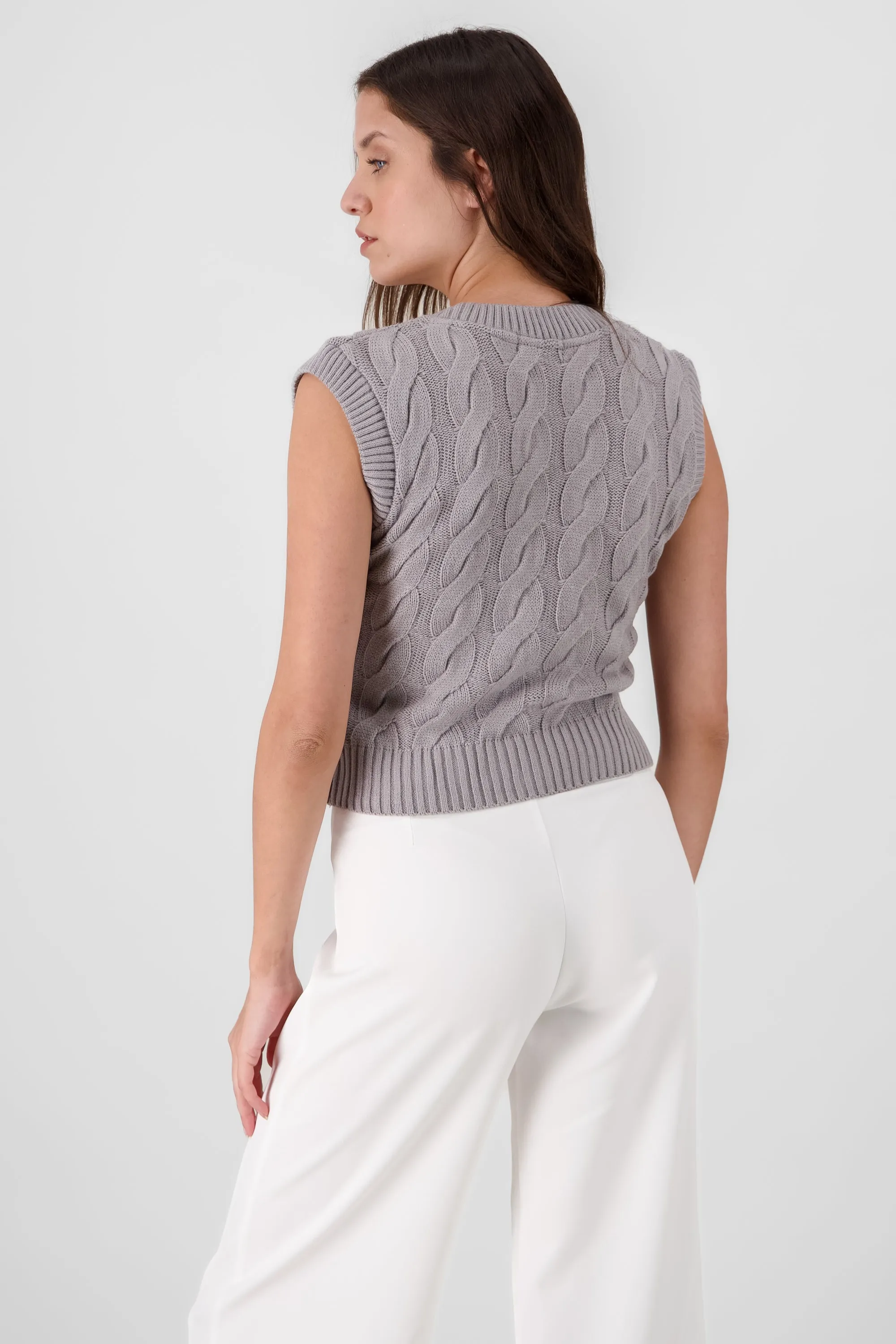 Chaleco cadena sold by Shasa product image thumbnail 4