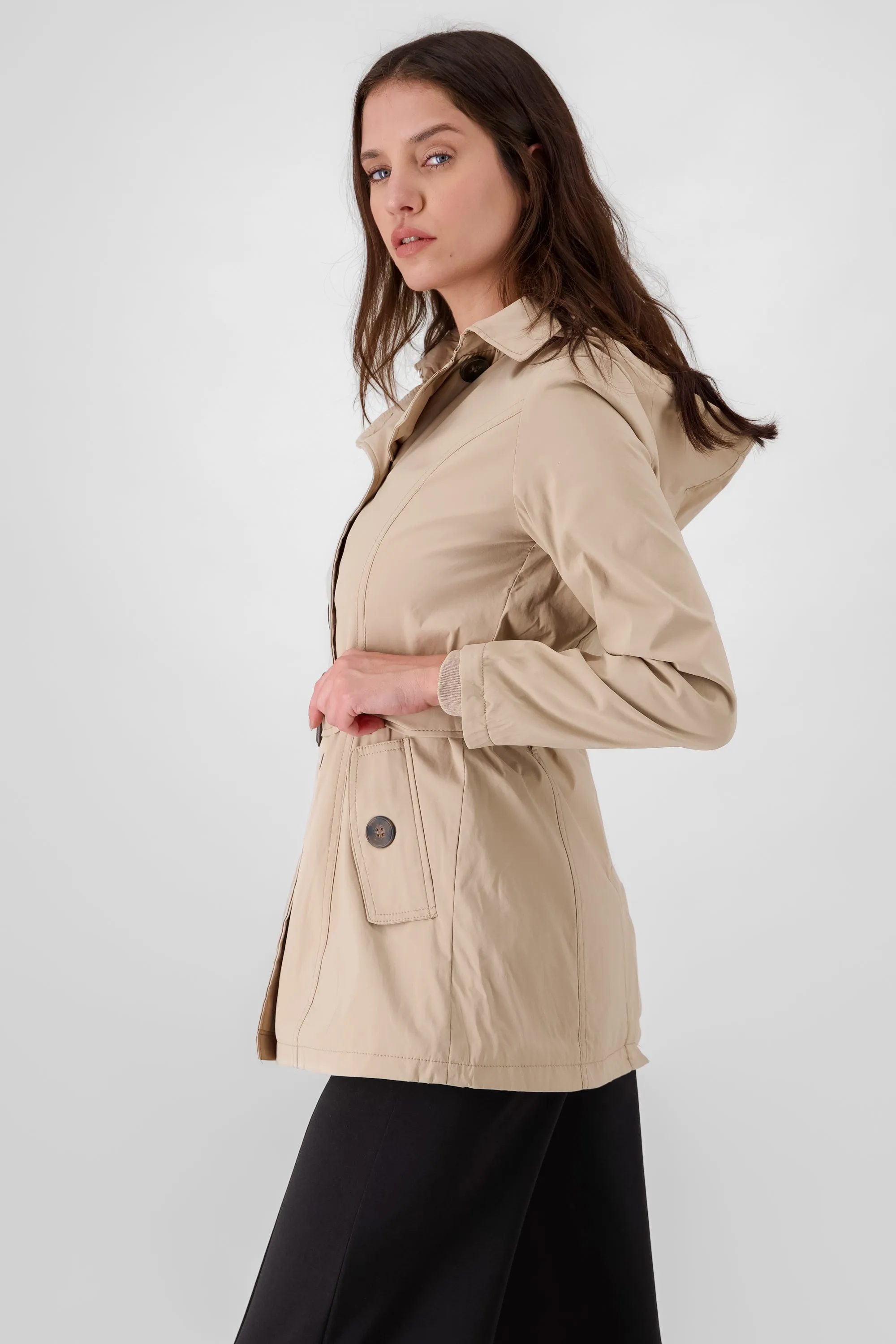 Gabardina monocolor botones cinturón sold by Shasa product image thumbnail 3