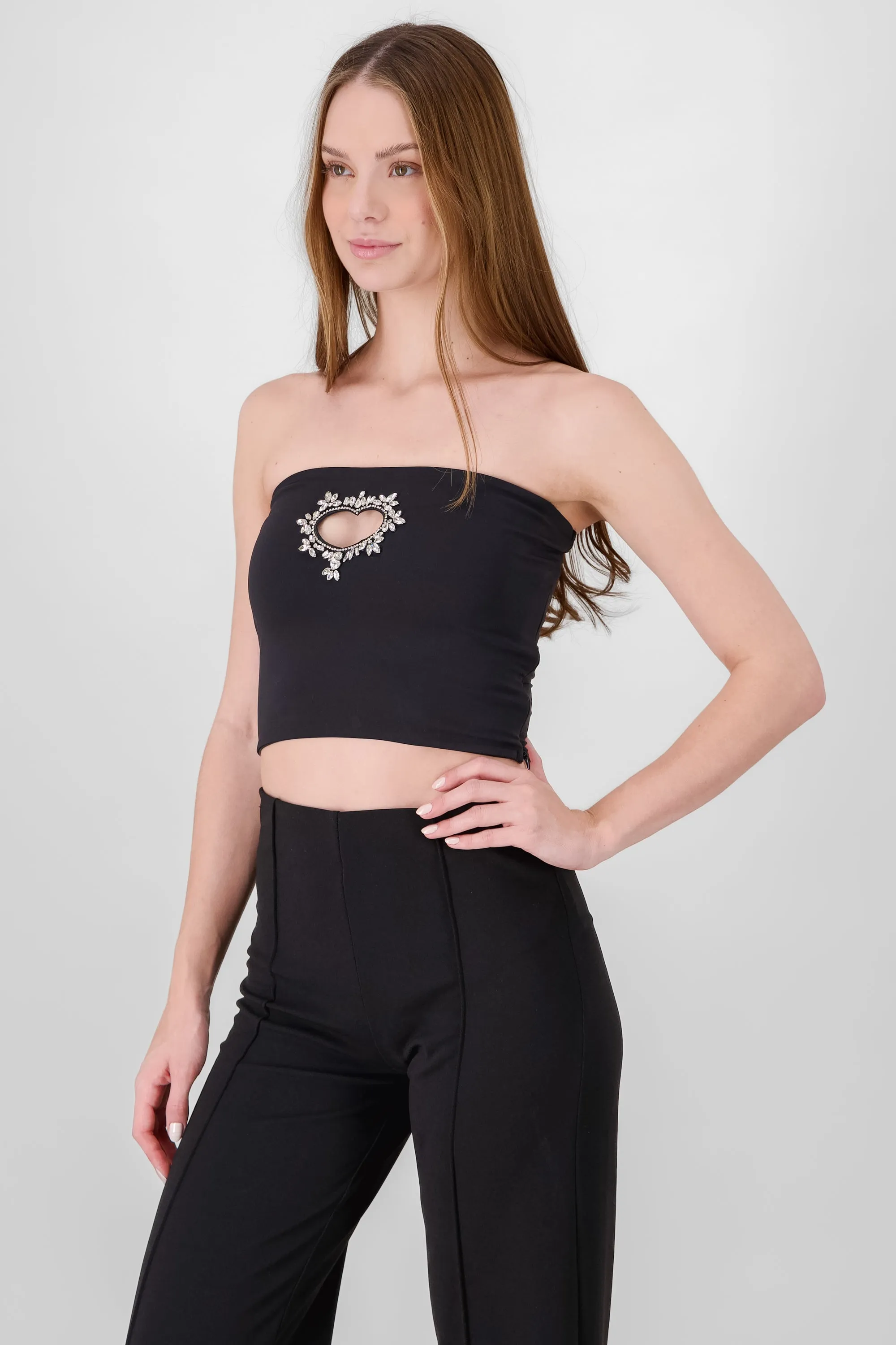 Top liso detalle corazon brillos sold by Shasa product image thumbnail 3