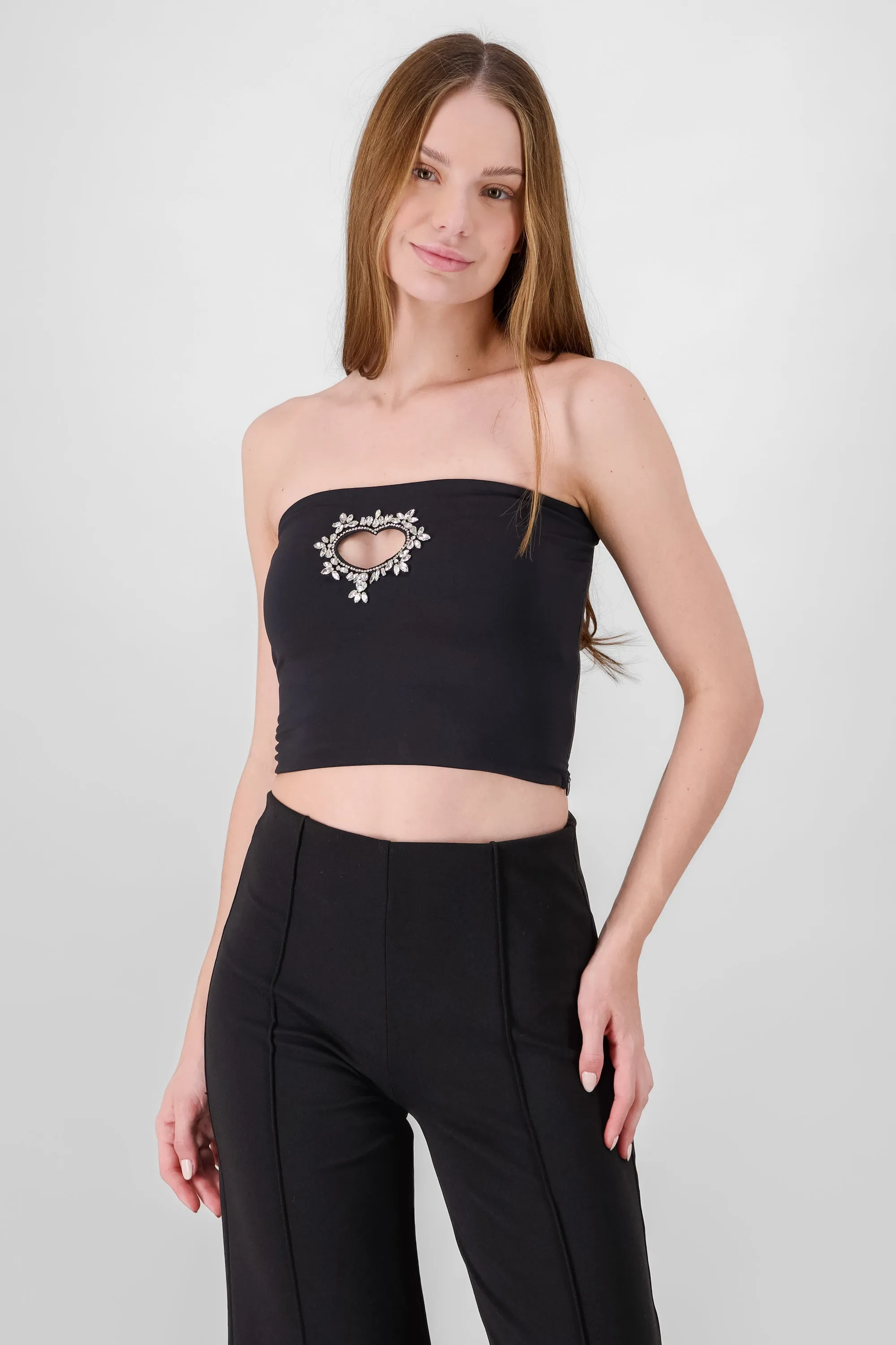 Top liso detalle corazon brillos sold by Shasa product image thumbnail 2