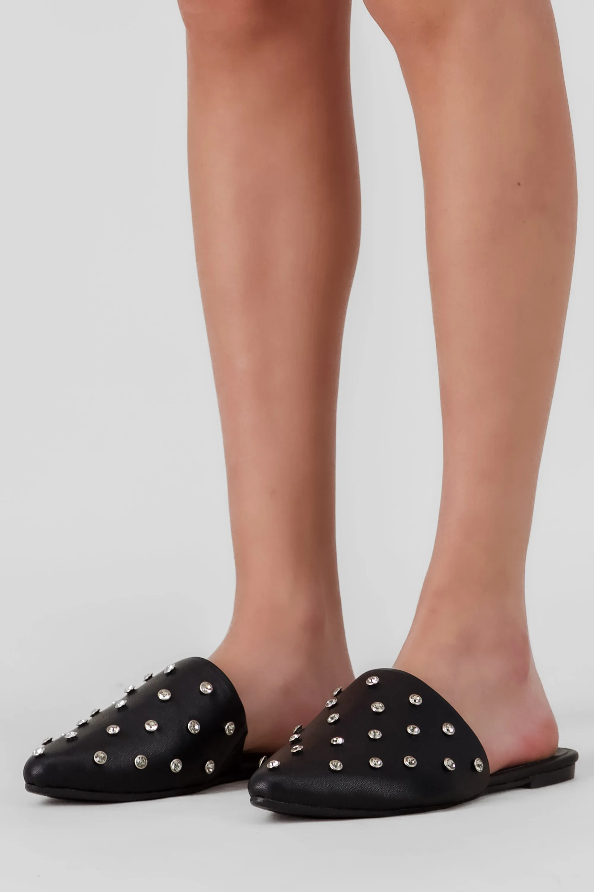 FLAT MULA STUDS sold by Shasa