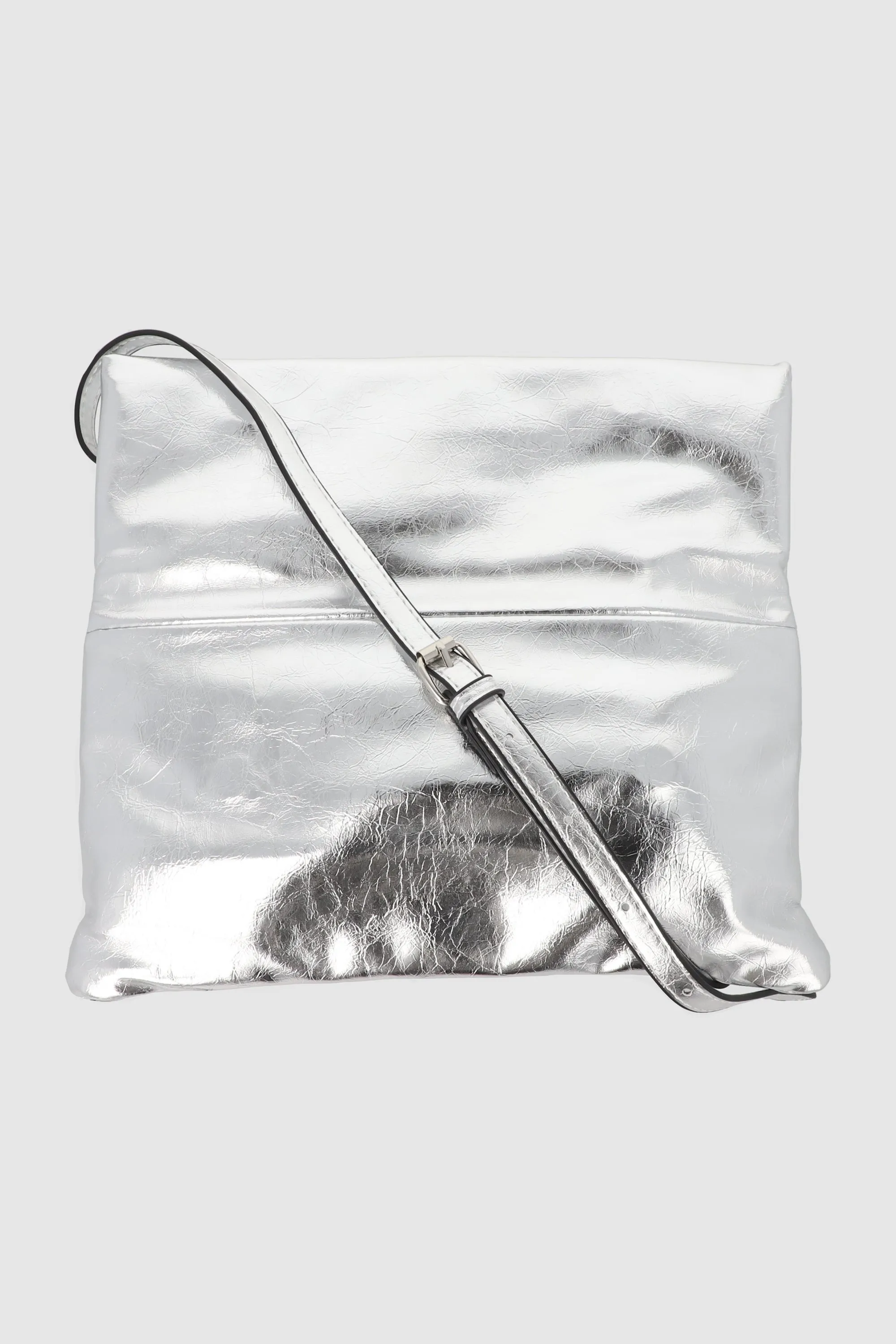 Bolsa clutch sobre metalizado sold by Shasa product image thumbnail 3