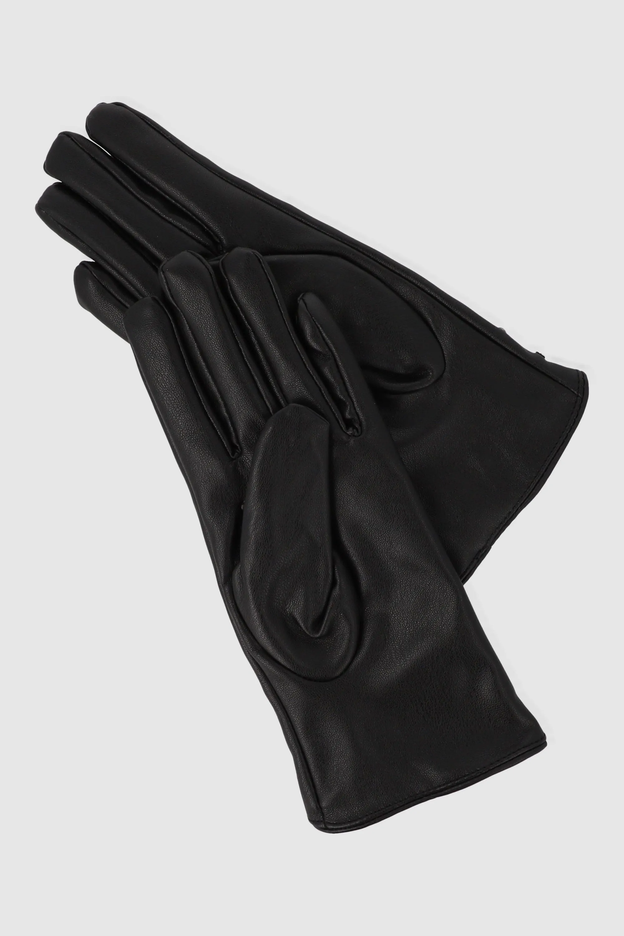 Guante efecto piel studs sold by Shasa product image thumbnail 2