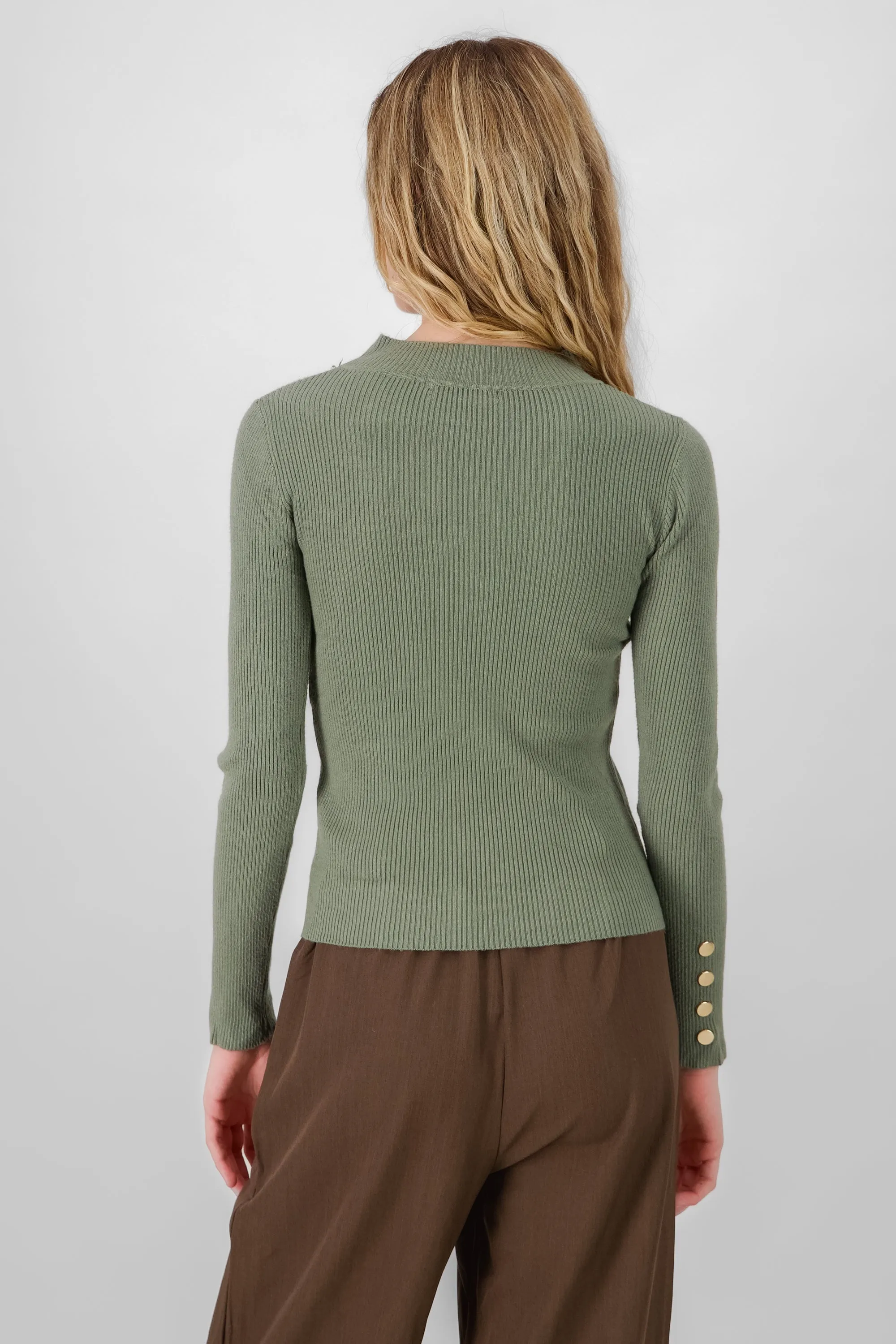 Sueter liso detalle botones sold by Shasa product image thumbnail 4