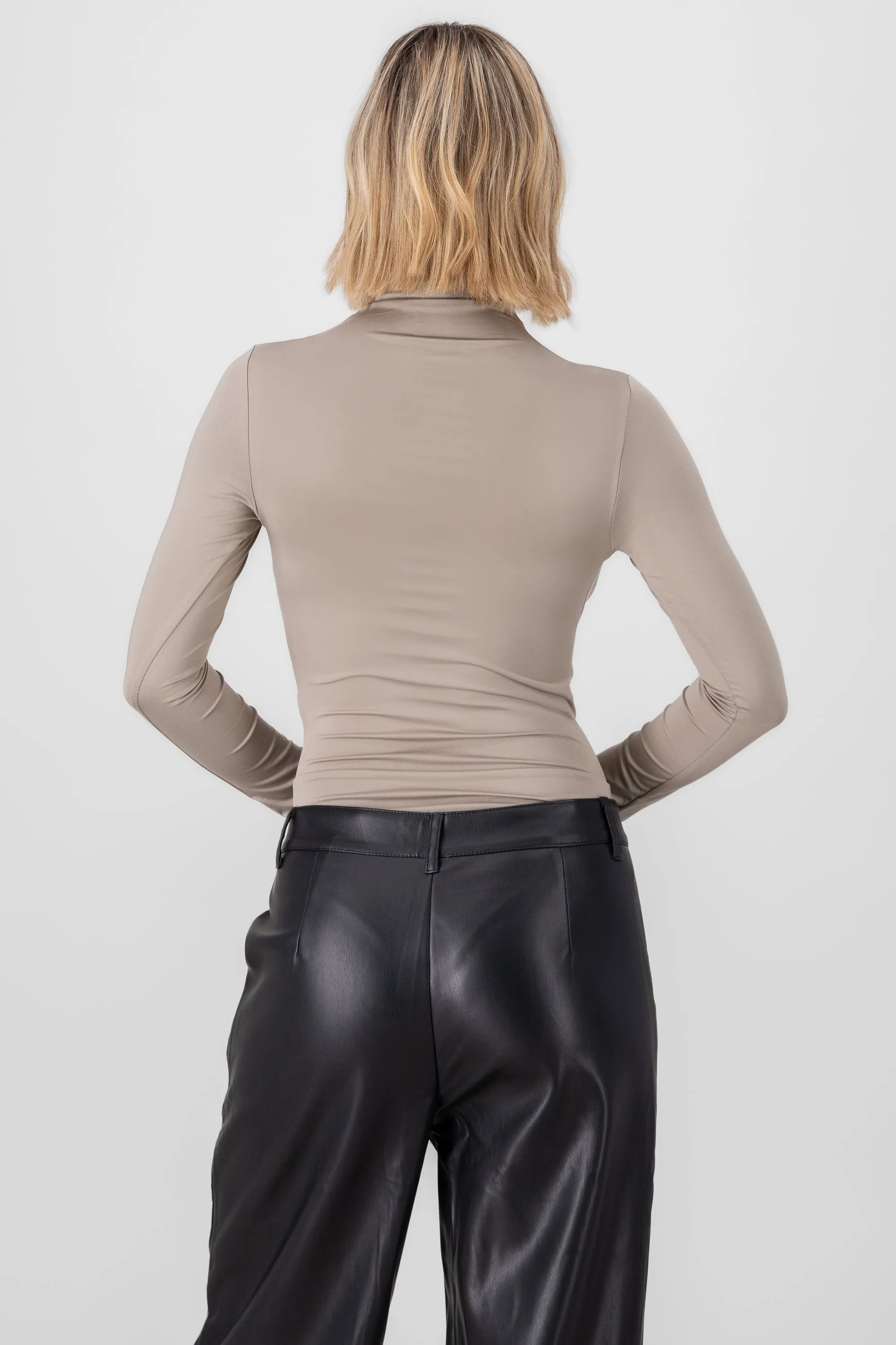 Body de manga larga fruncido sold by Shasa product image thumbnail 4