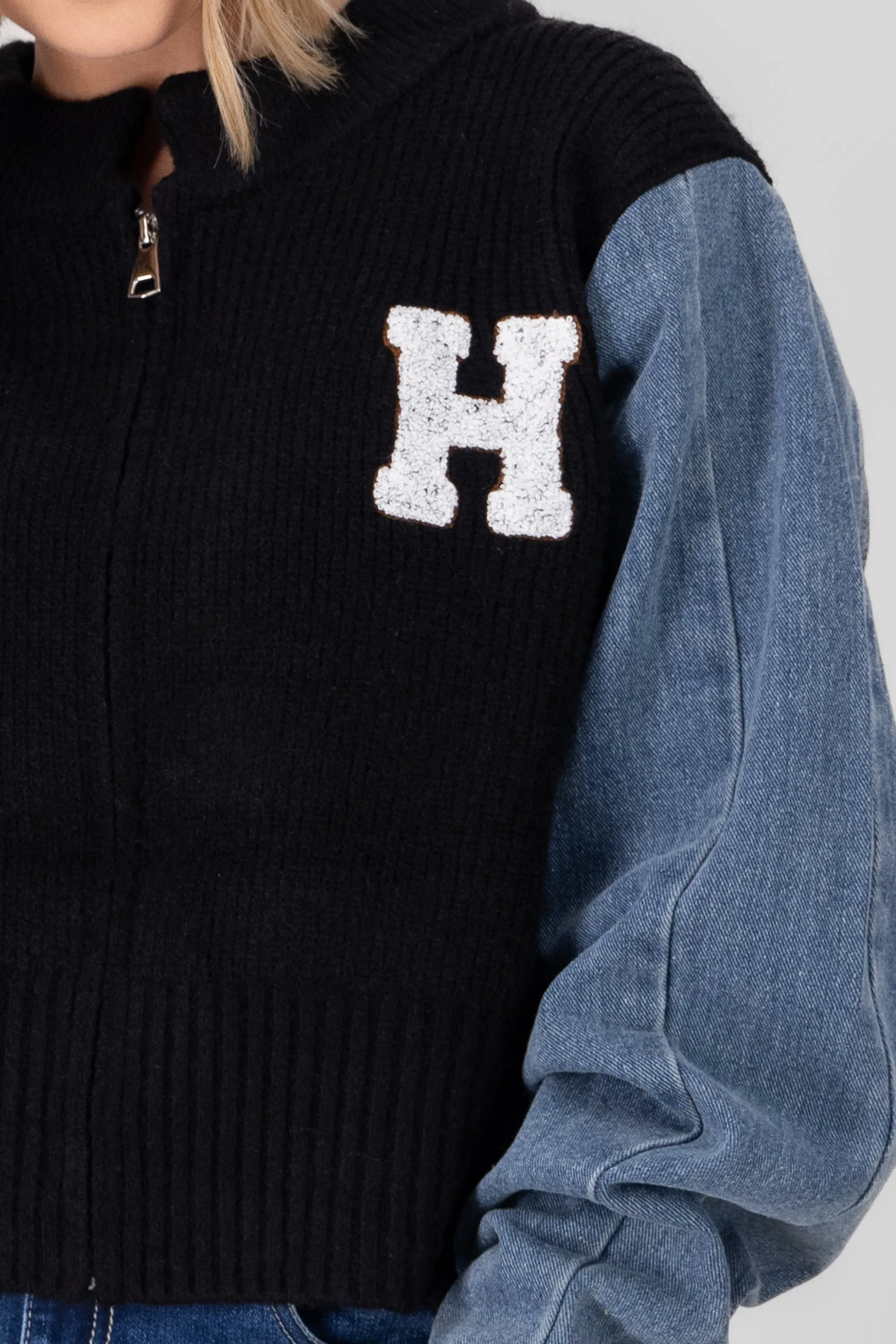 Sueter detalle mangas denim sold by Shasa product image thumbnail 5