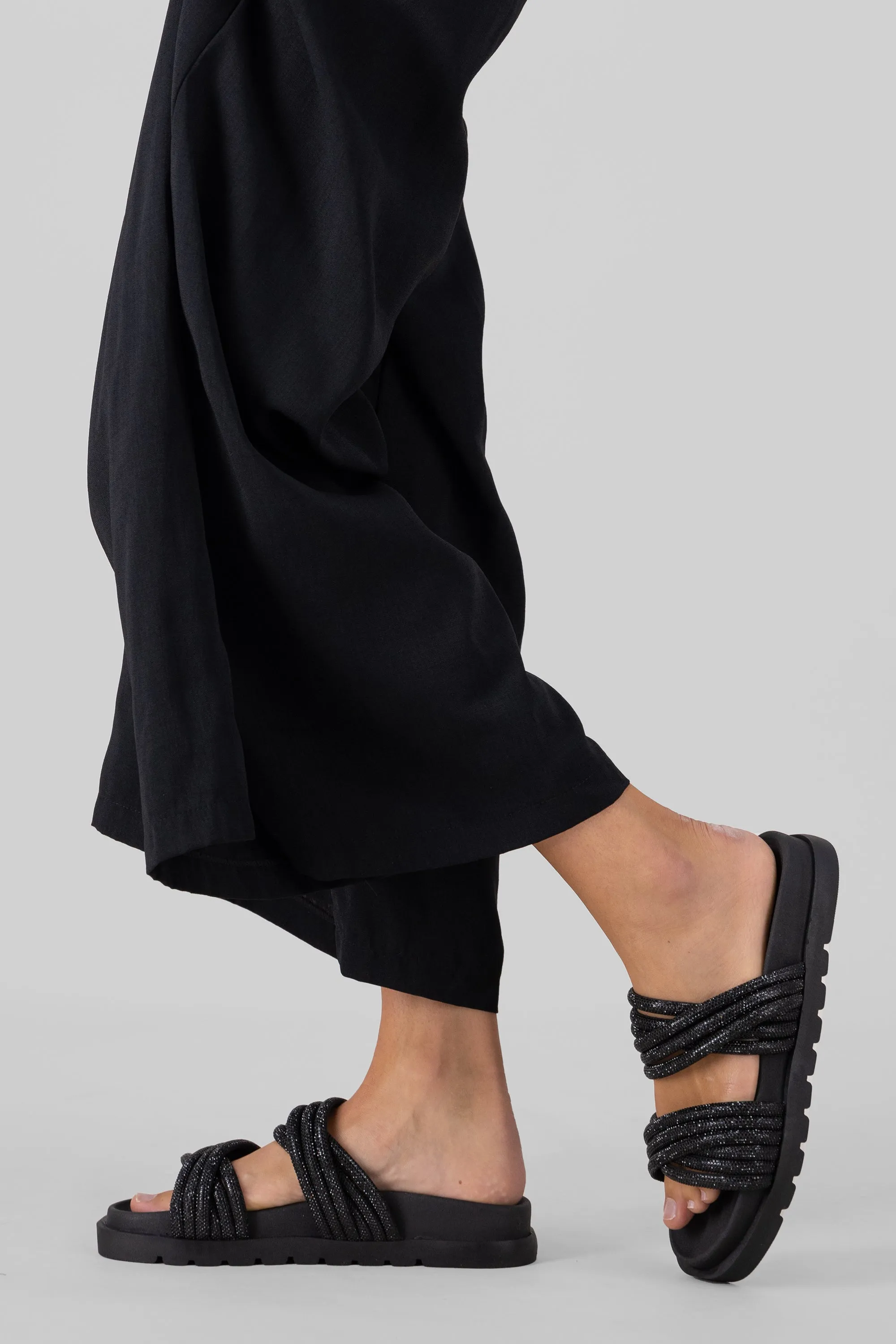 Sandalia chunky brillos entrelazados sold by Shasa