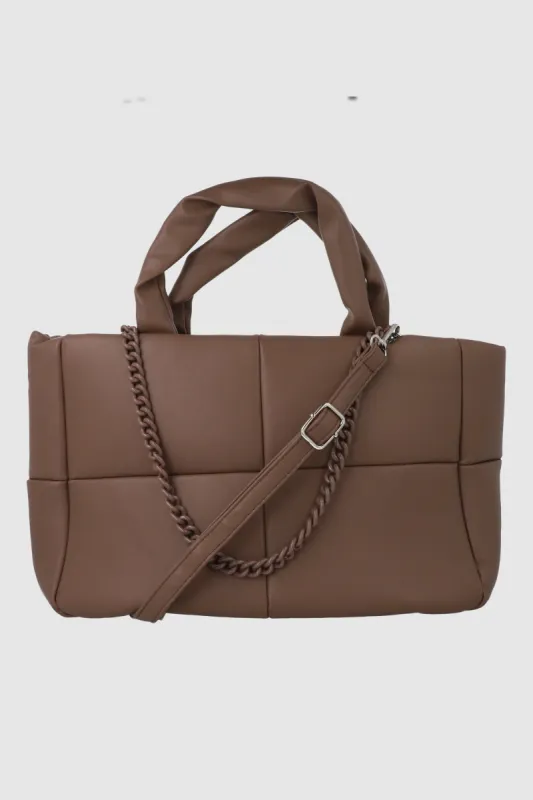Bolsa tote capitonada puffy sold by Shasa