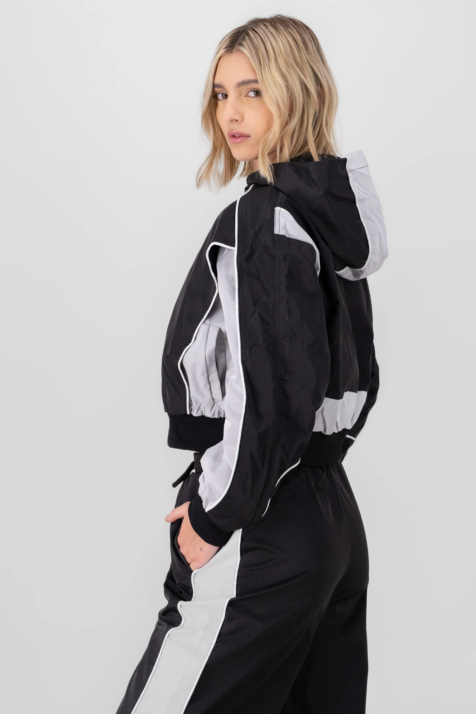 Chamarra ligera detalle contraste sold by Shasa product image thumbnail 3