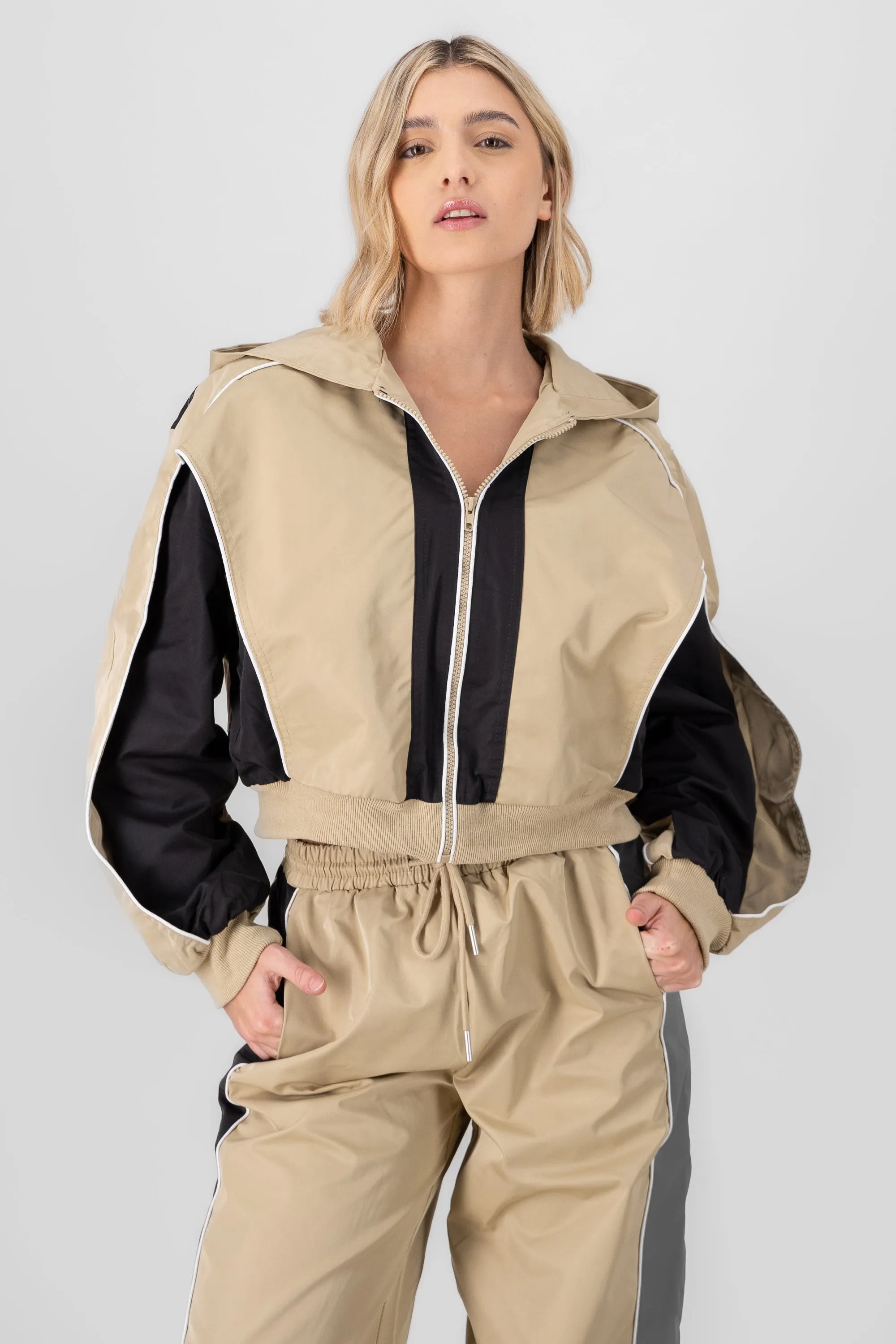 Chamarra ligera detalle contraste sold by Shasa product image thumbnail 2