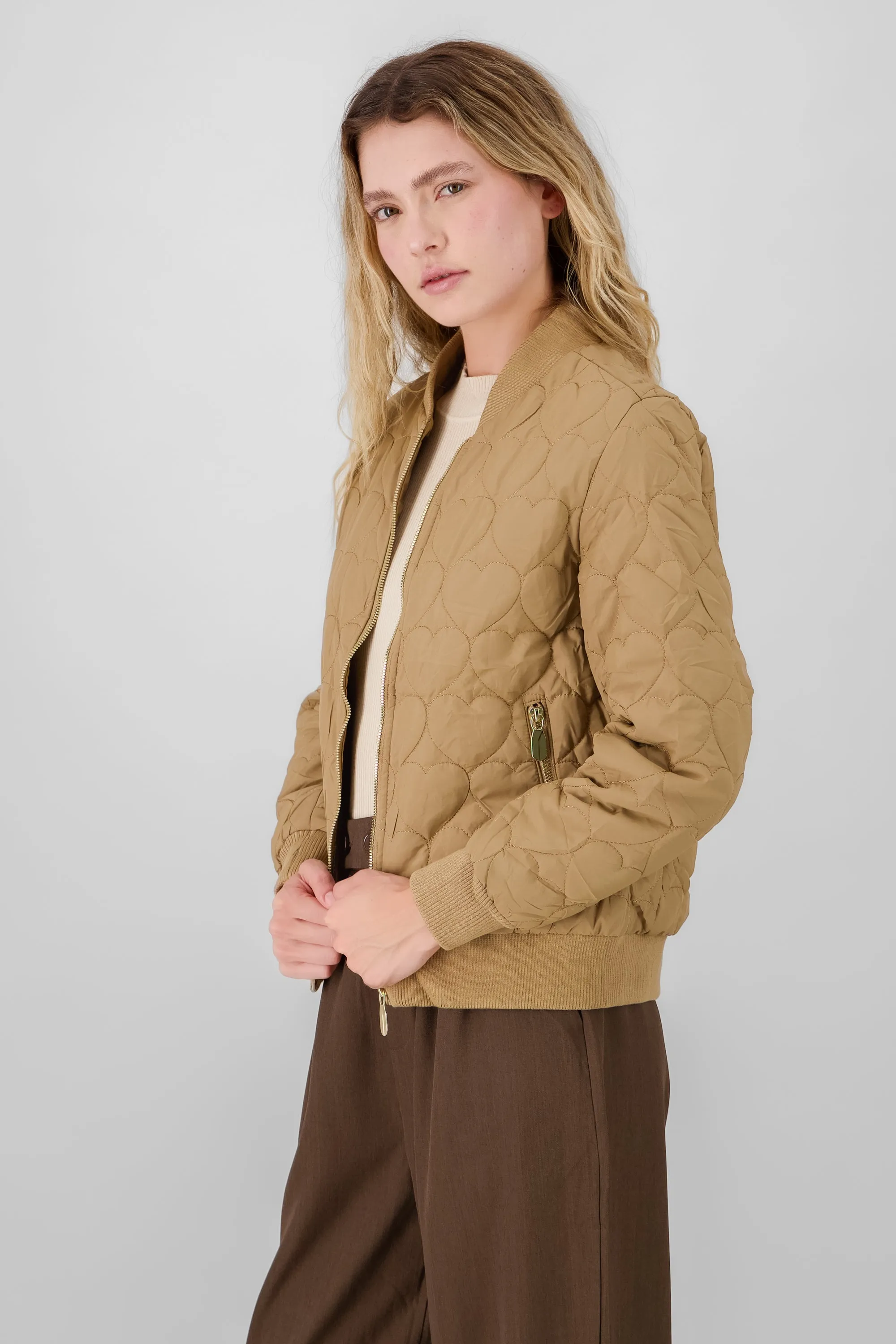 CHAMARRA BOMBER DETALLE CORAZONES sold by Shasa product image thumbnail 3