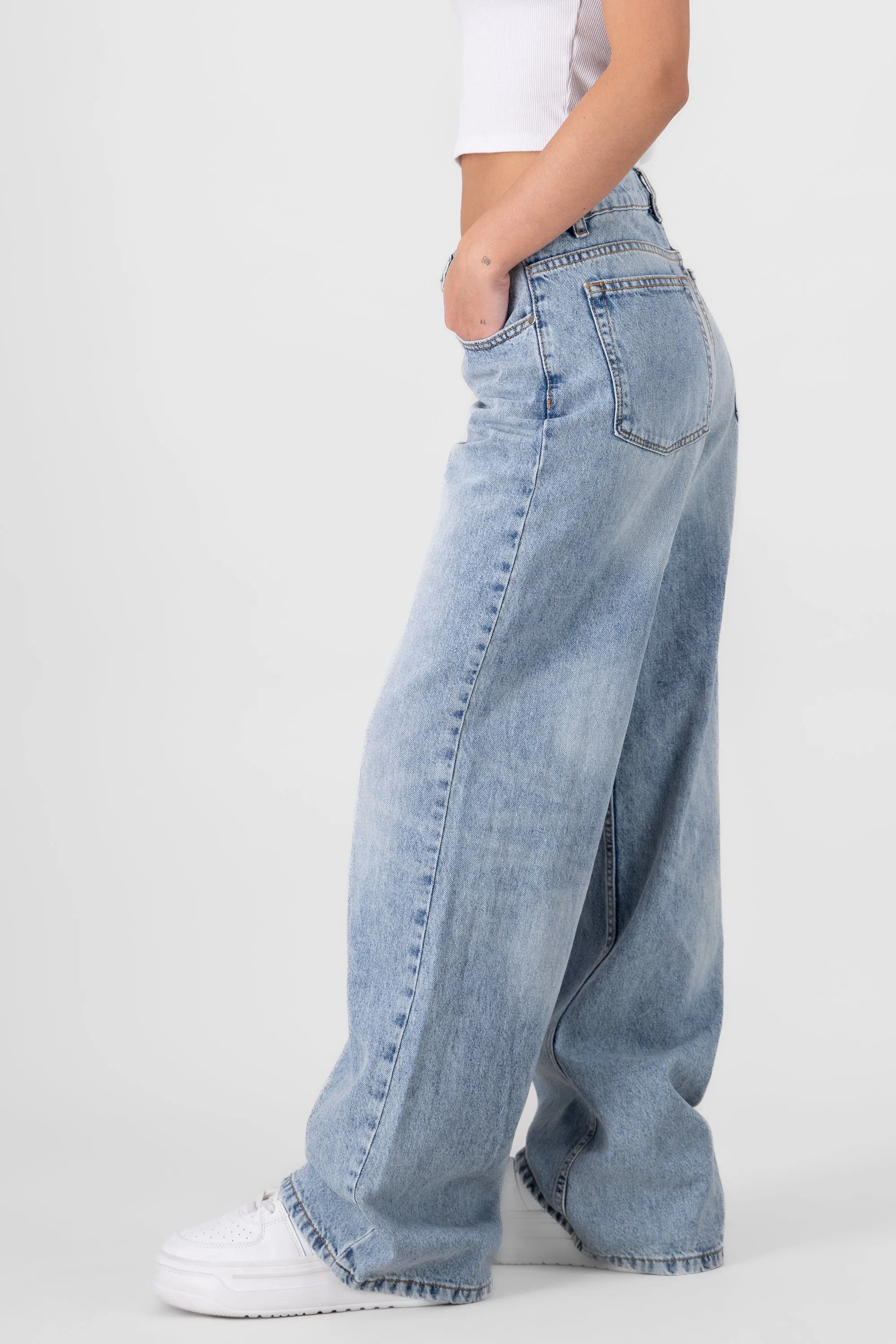 Jeans wide leg pierna ancha sold by Shasa product image thumbnail 3