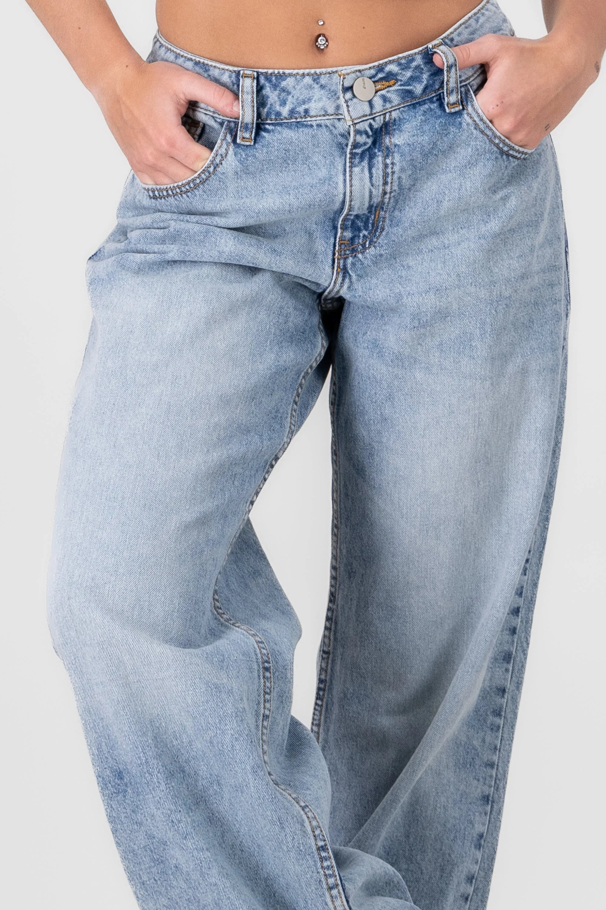 Jeans wide leg pierna ancha sold by Shasa product image thumbnail 5