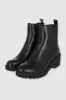 BOTIN CHELSEA MEDIO TACON CORRIDO sold by Shasa